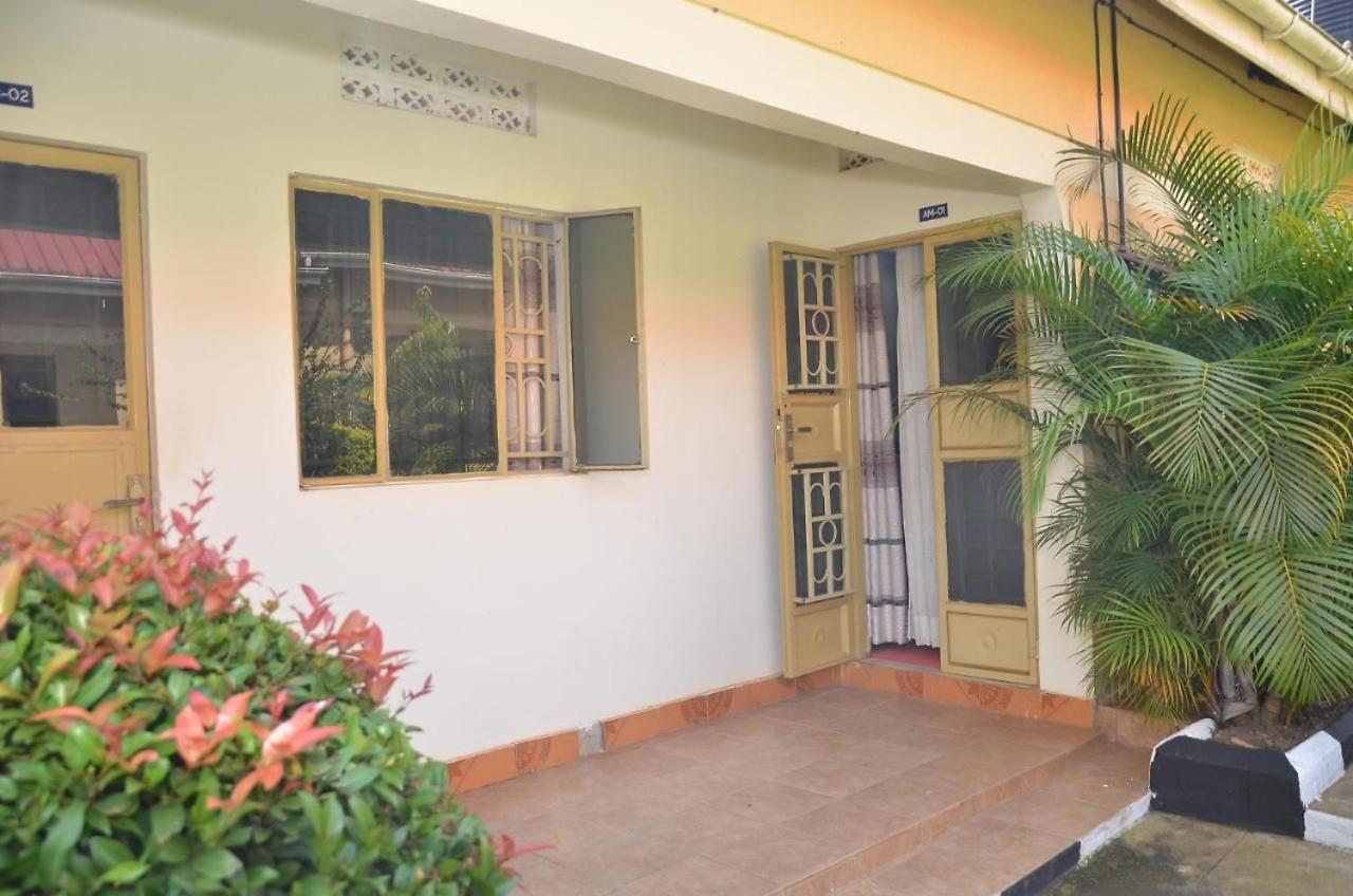 Photo 14