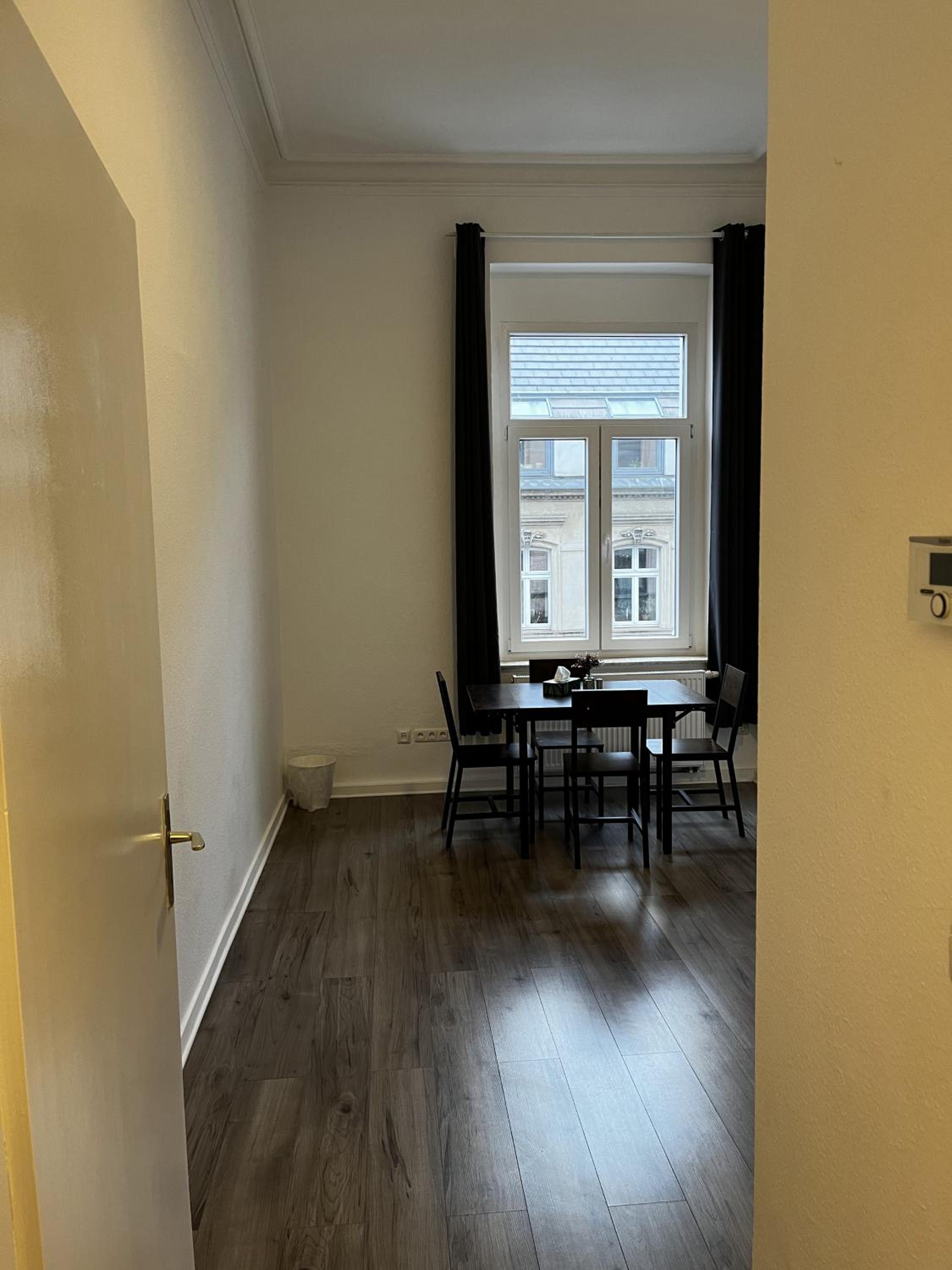 Central Private Room in Bergisch Gladbach
