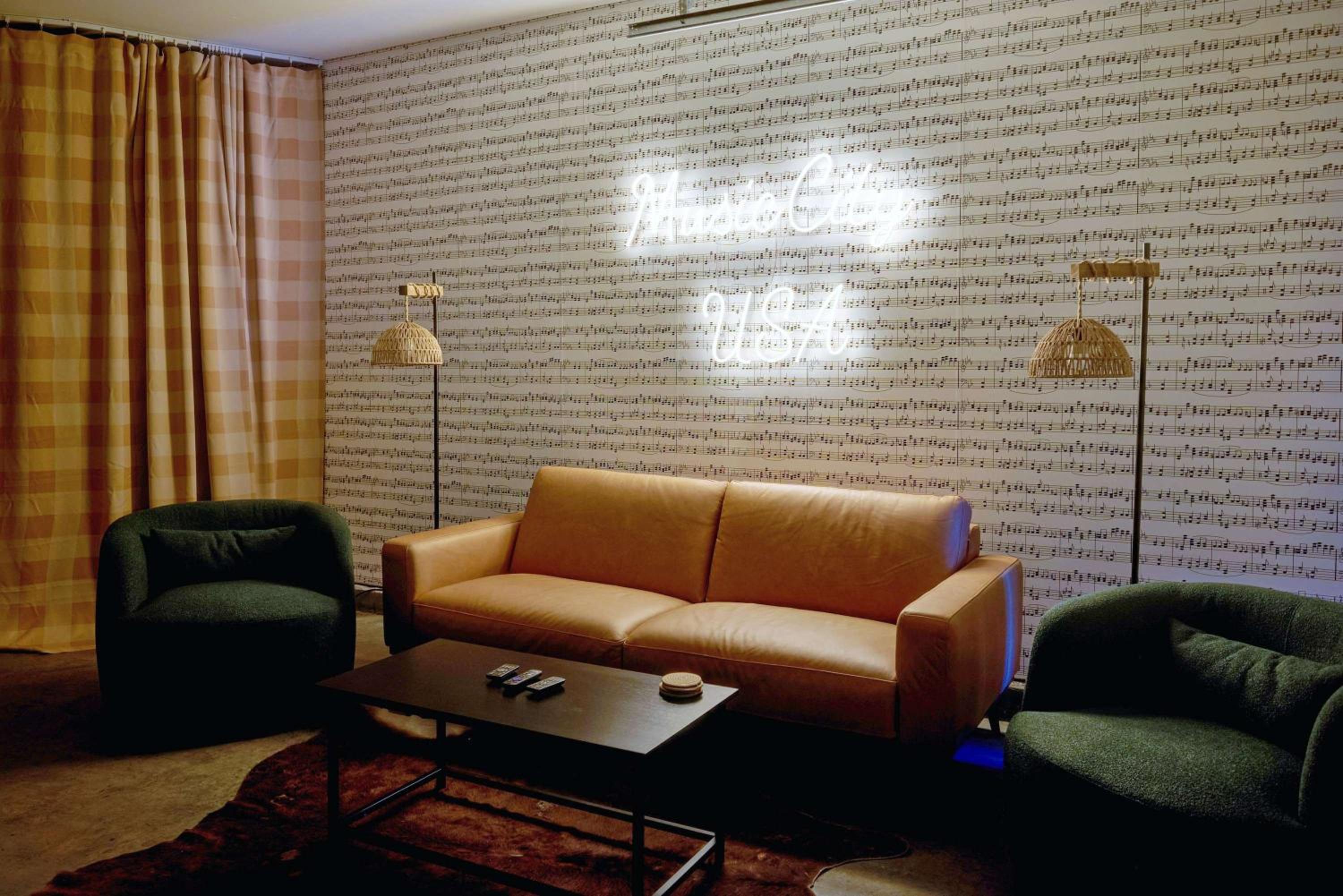 lounge