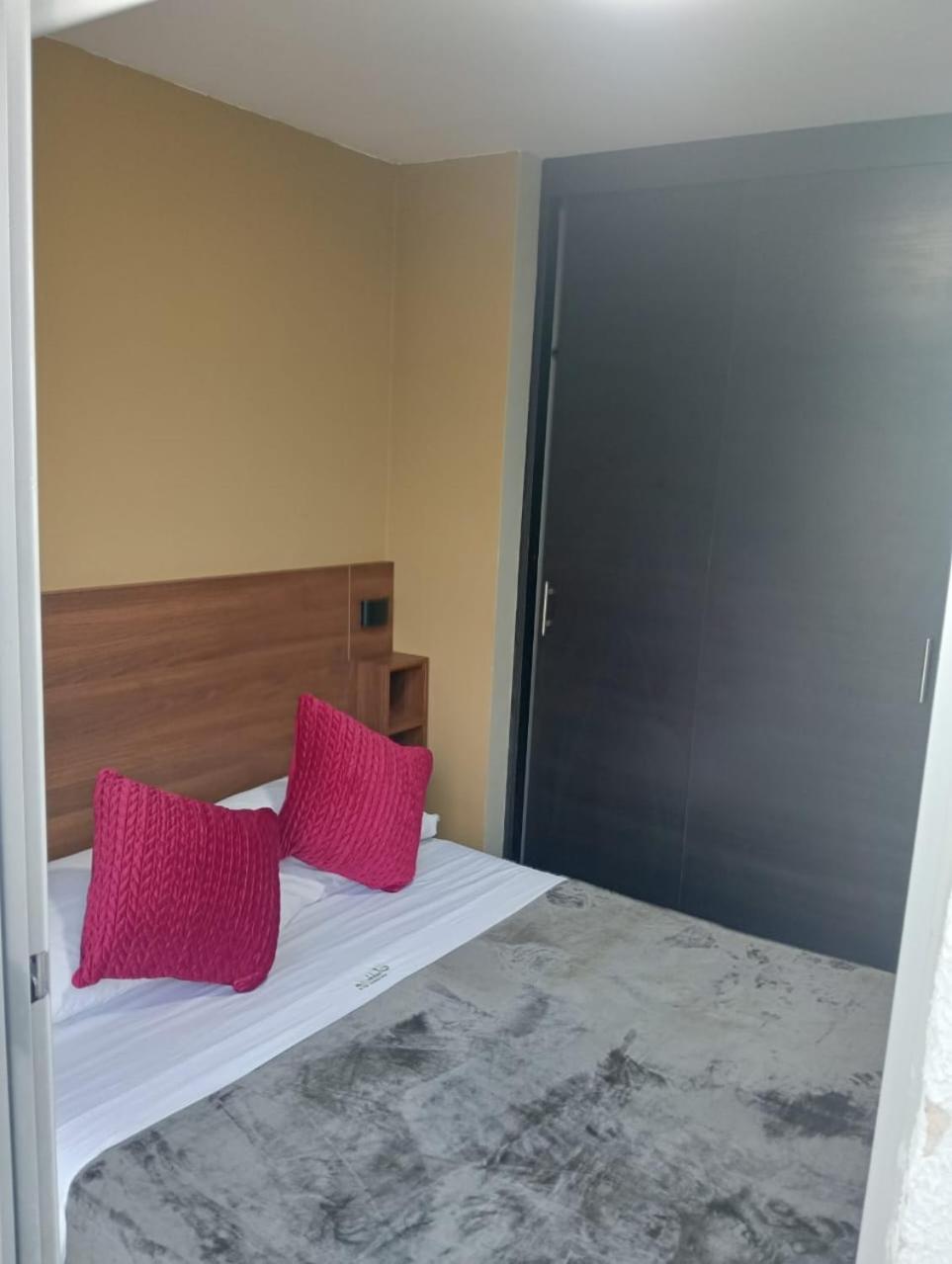 APARTAMENTO CON PISCINA CERCA AL PARQUE DEL CAFE Y EL AEROPUERTOo