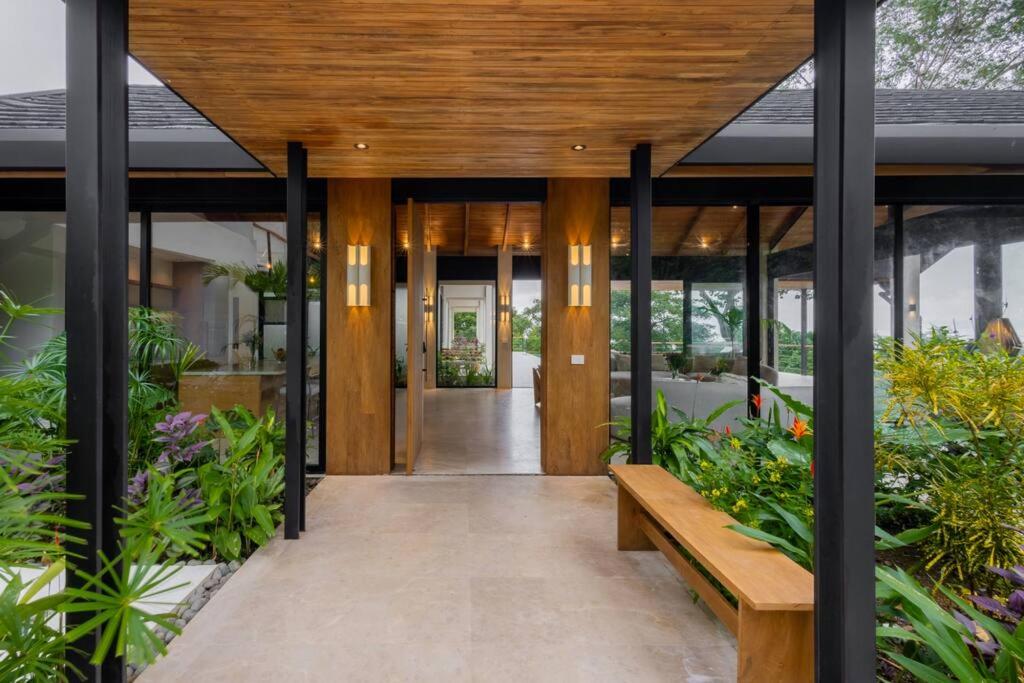 Villa Bahia Oceanview Designer Retreat Malpais