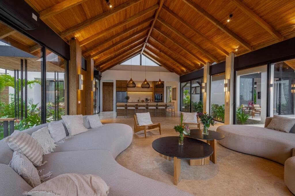 Villa Bahia Oceanview Designer Retreat Malpais
