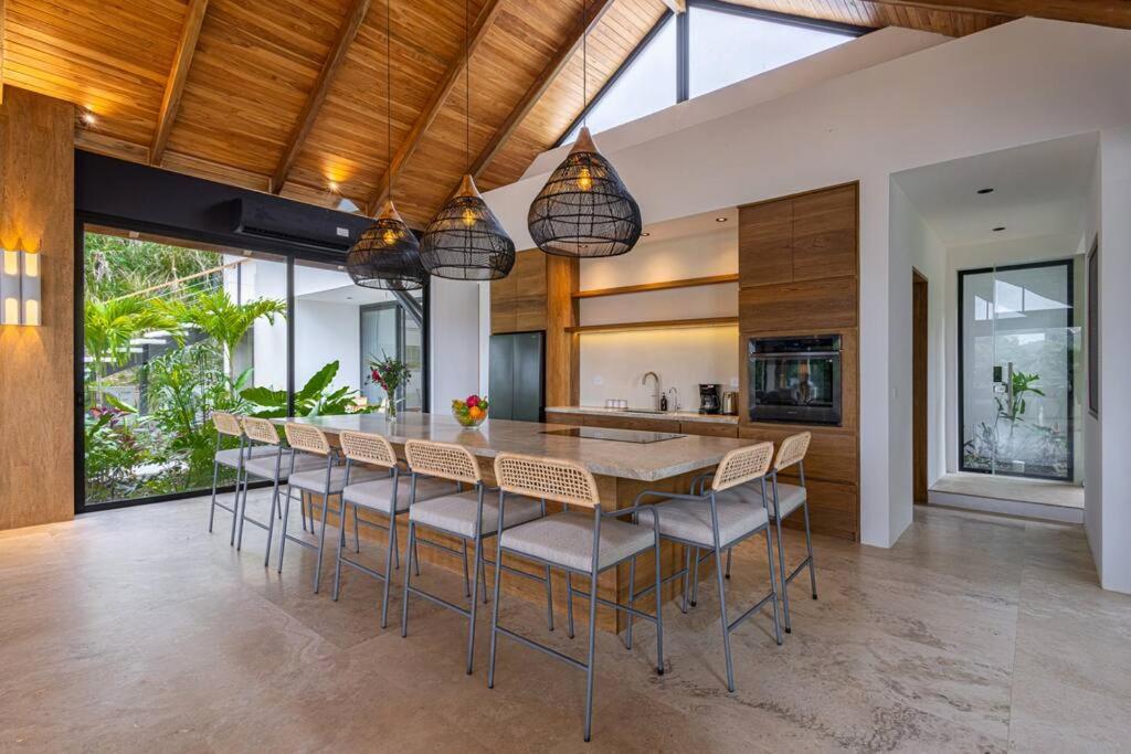 Villa Bahia Oceanview Designer Retreat Malpais