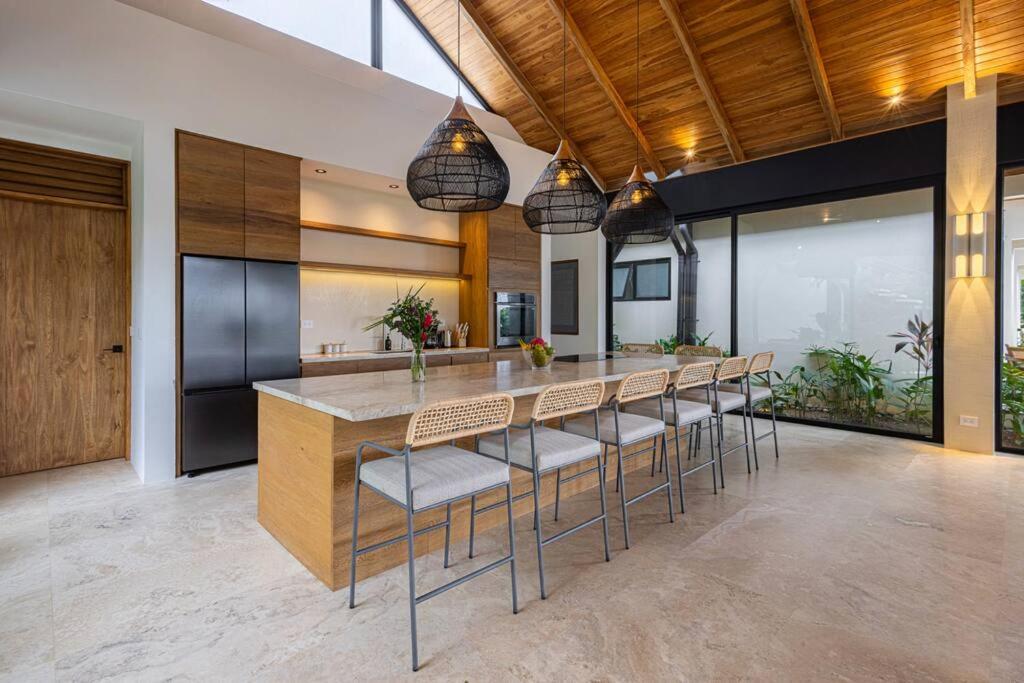 Villa Bahia Oceanview Designer Retreat Malpais