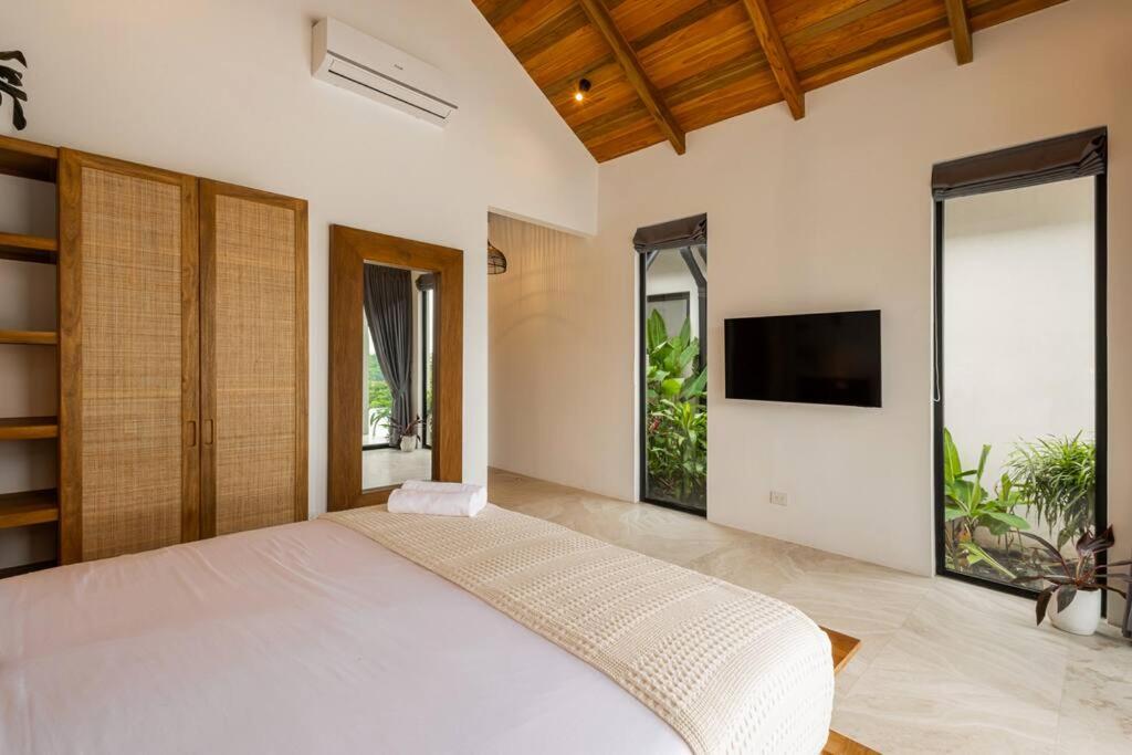 Villa Bahia Oceanview Designer Retreat Malpais