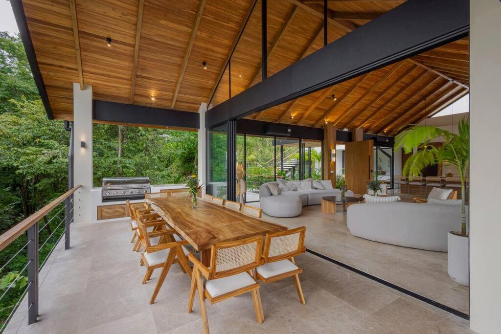 Villa Bahia Oceanview Designer Retreat Malpais