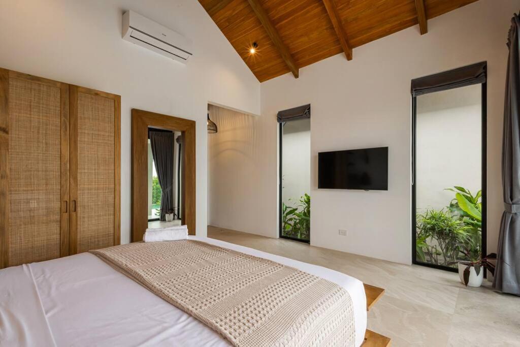 Villa Bahia Oceanview Designer Retreat Malpais
