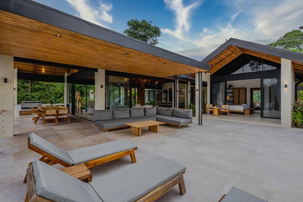Villa Bahia Oceanview Designer Retreat Malpais