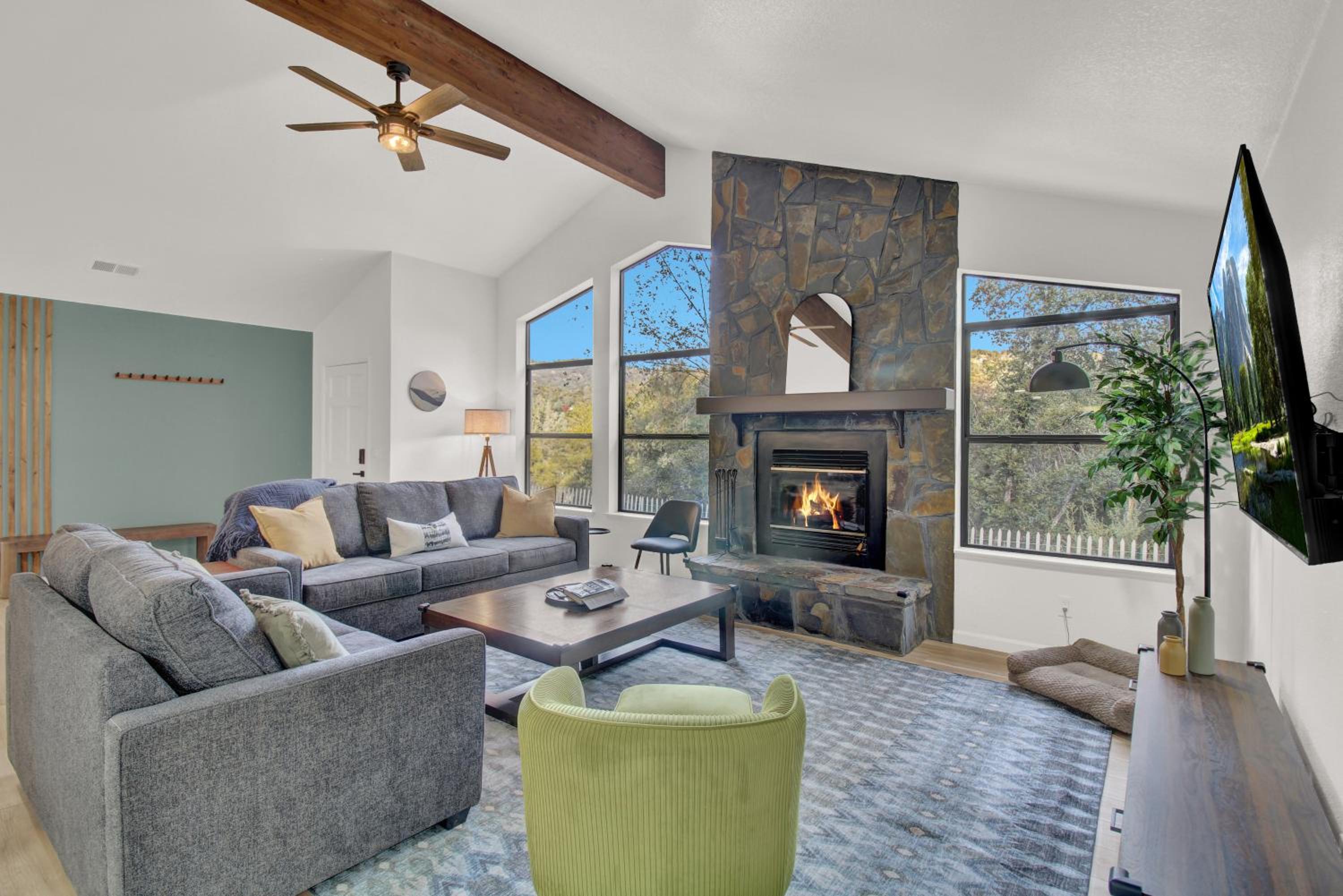 Yosemite Forest Villa