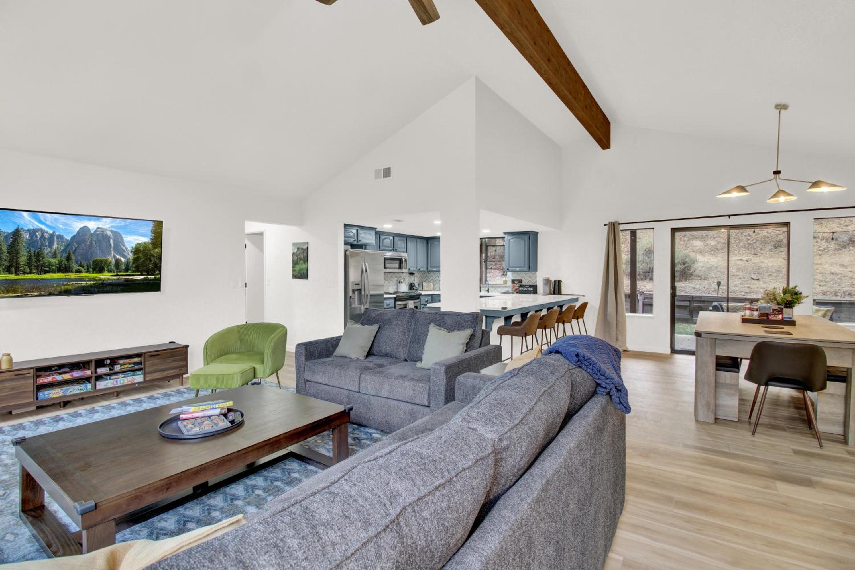 Yosemite Forest Villa