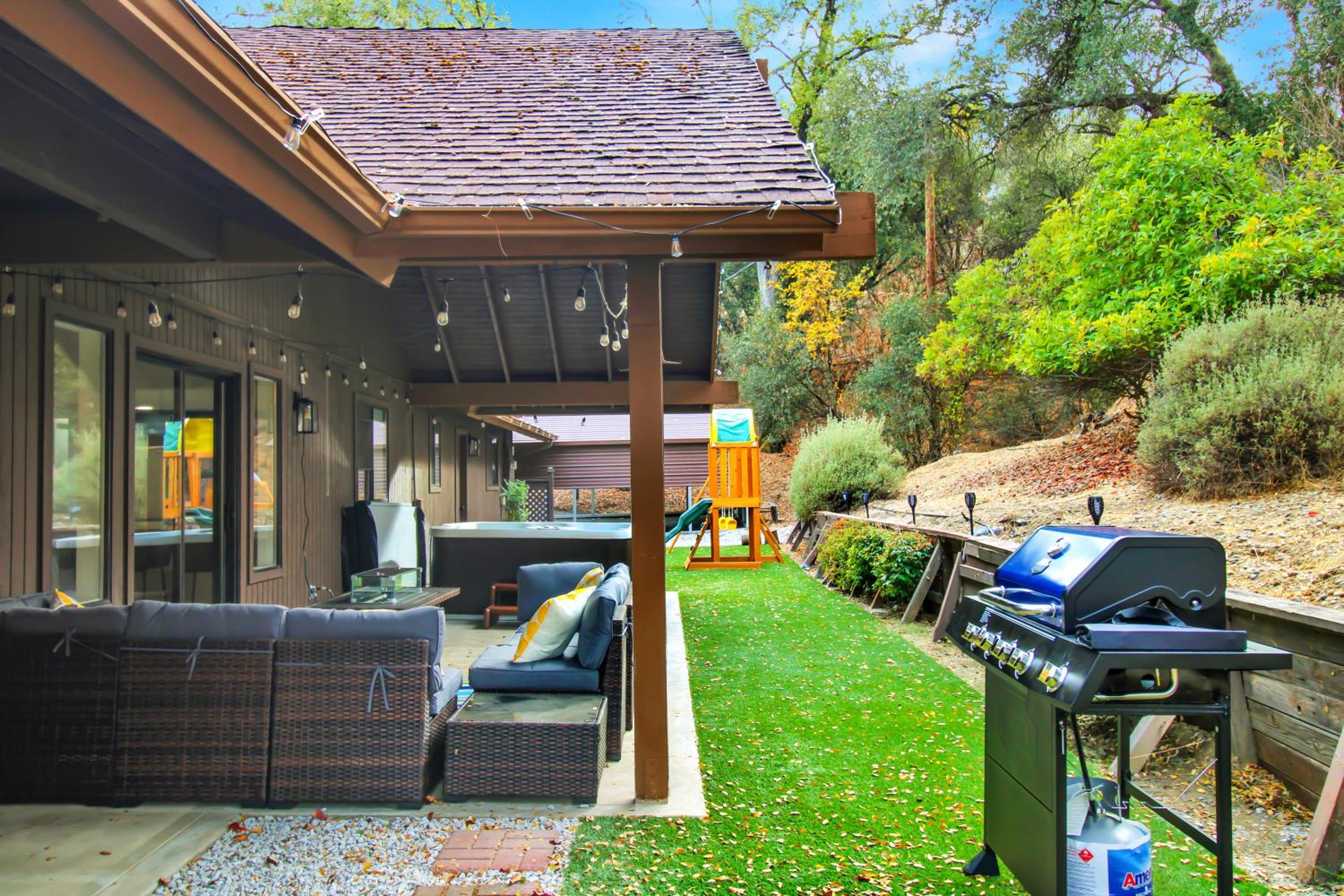 Yosemite Forest Villa