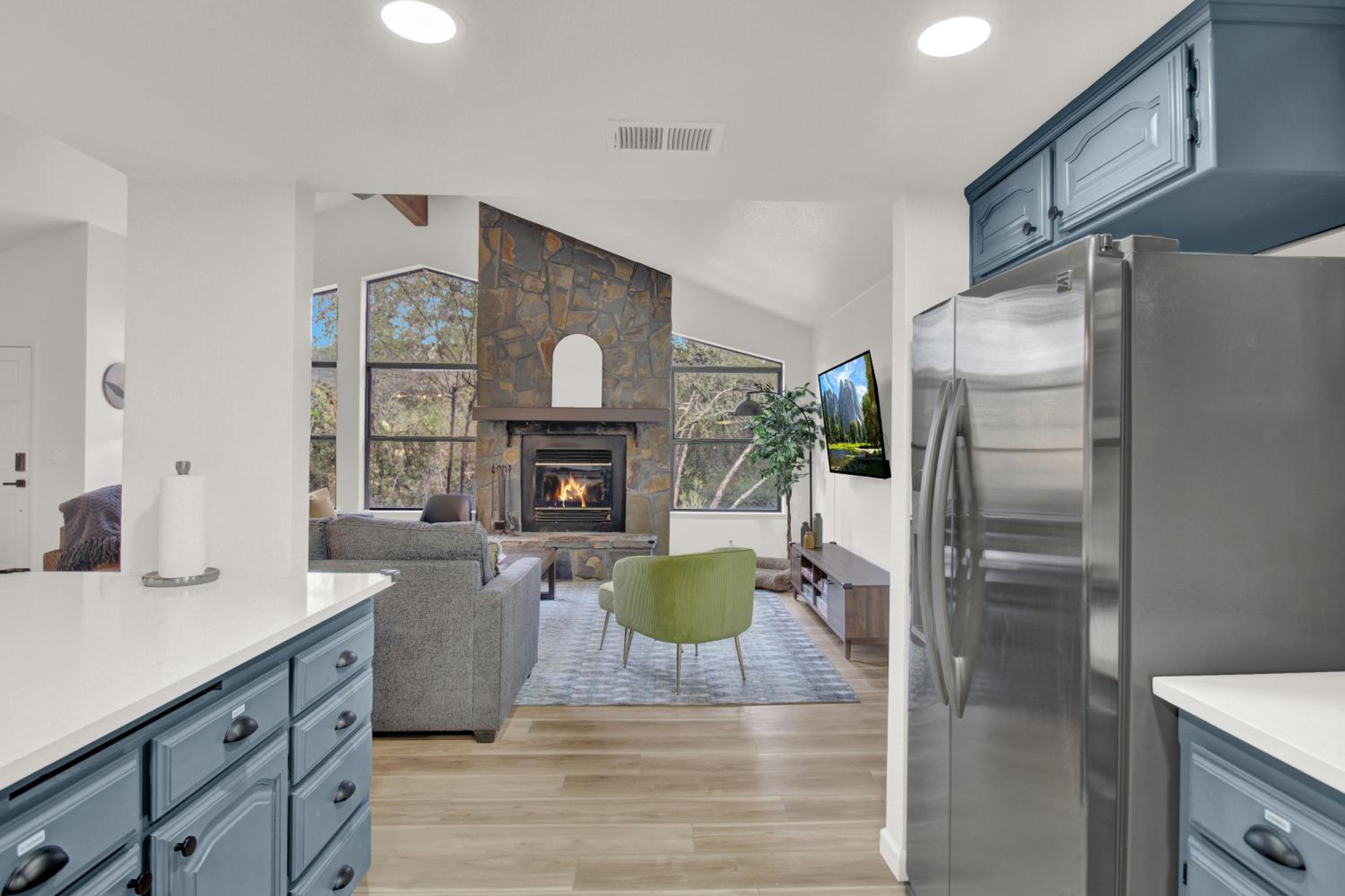 Yosemite Forest Villa
