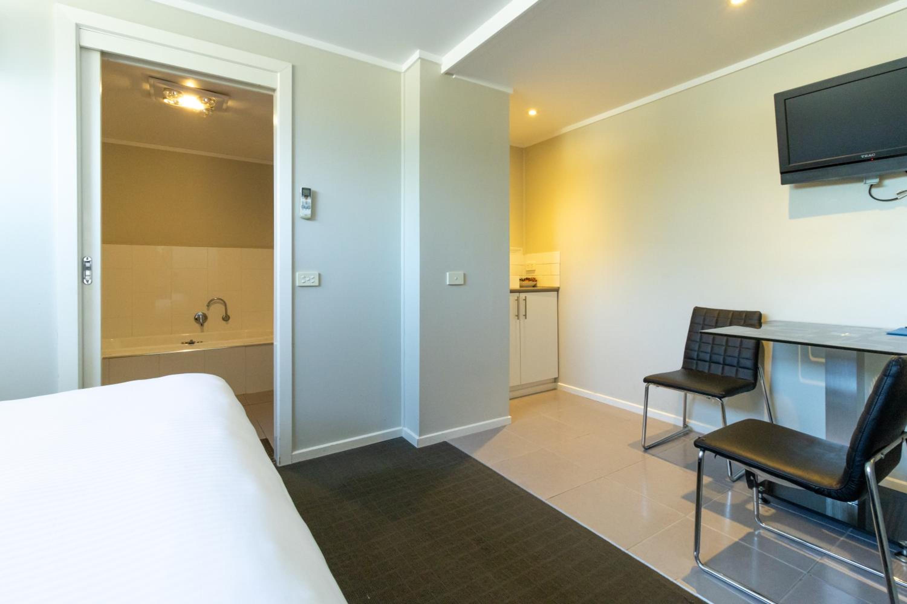 Portarlington Beach Motel
