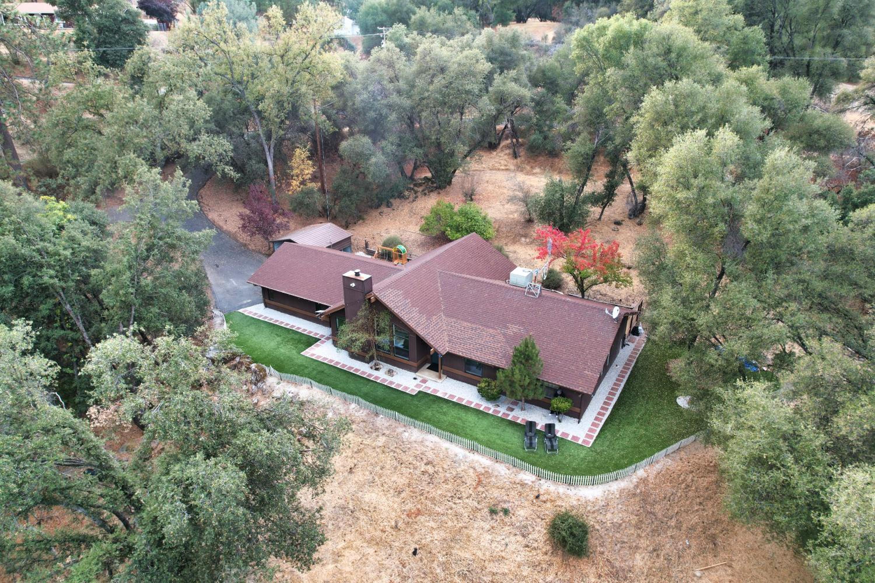 Yosemite Forest Villa