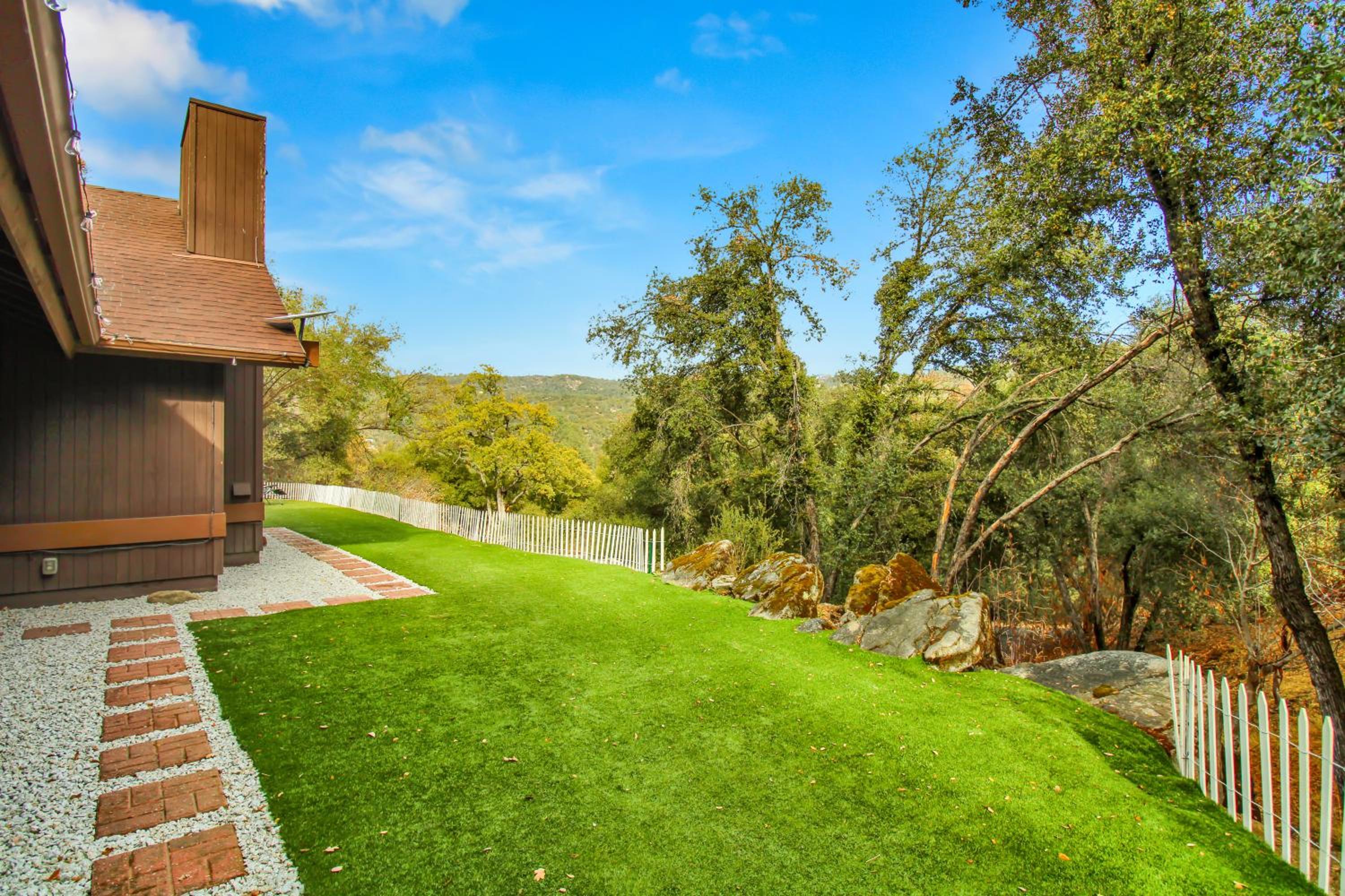 Yosemite Forest Villa