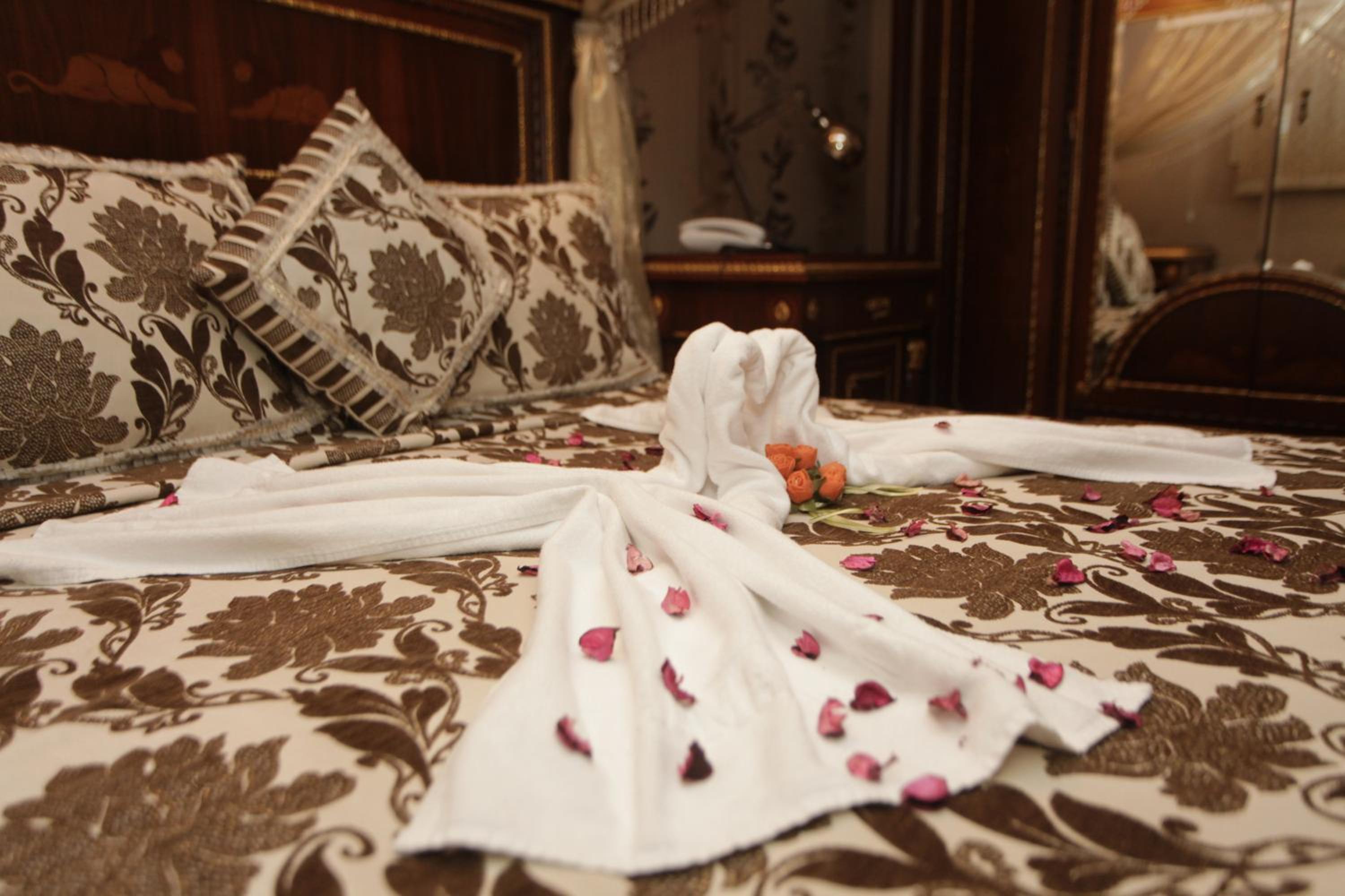 Marmaray Hotel - Image 52