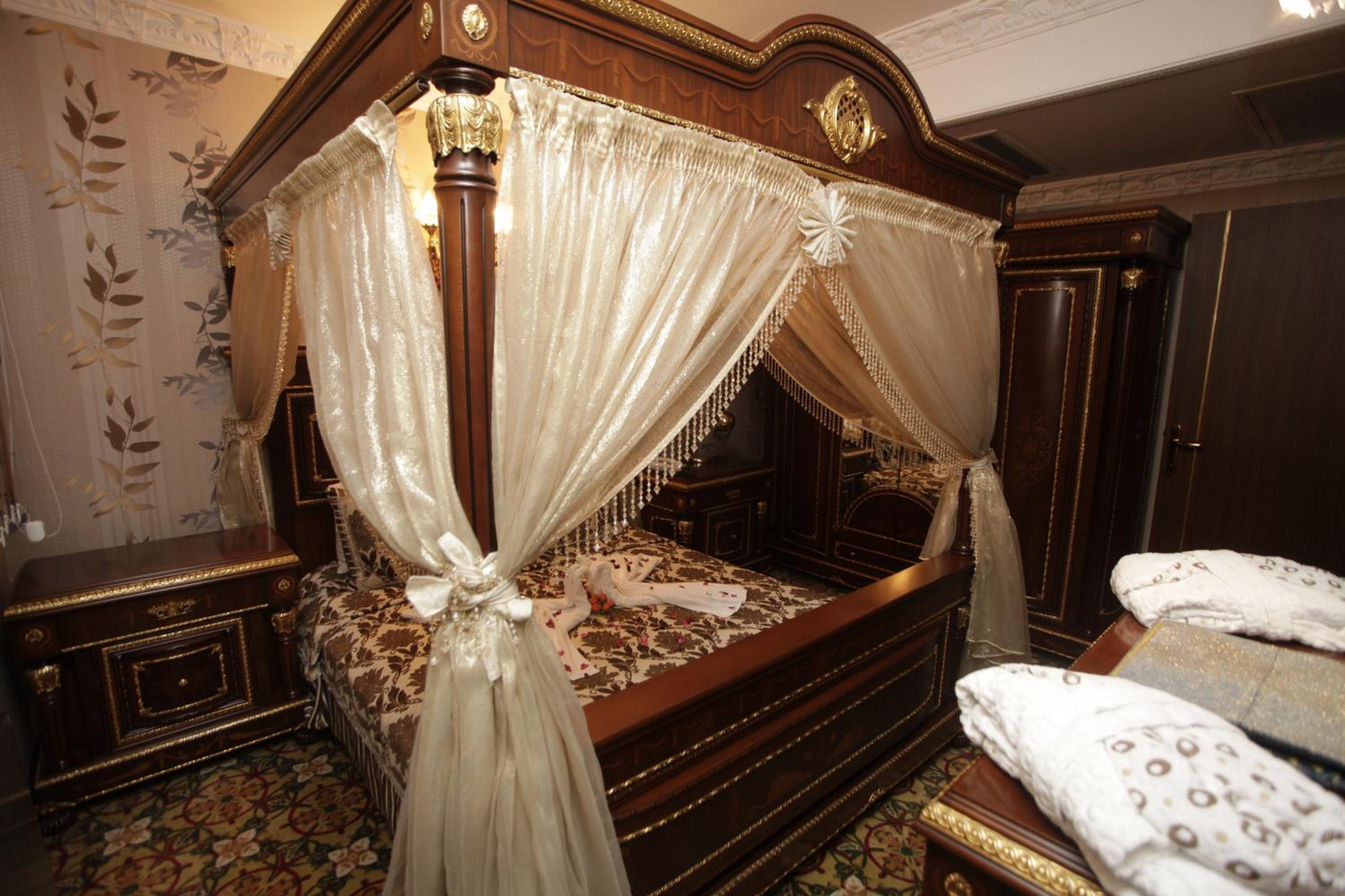 Marmaray Hotel - Image 50