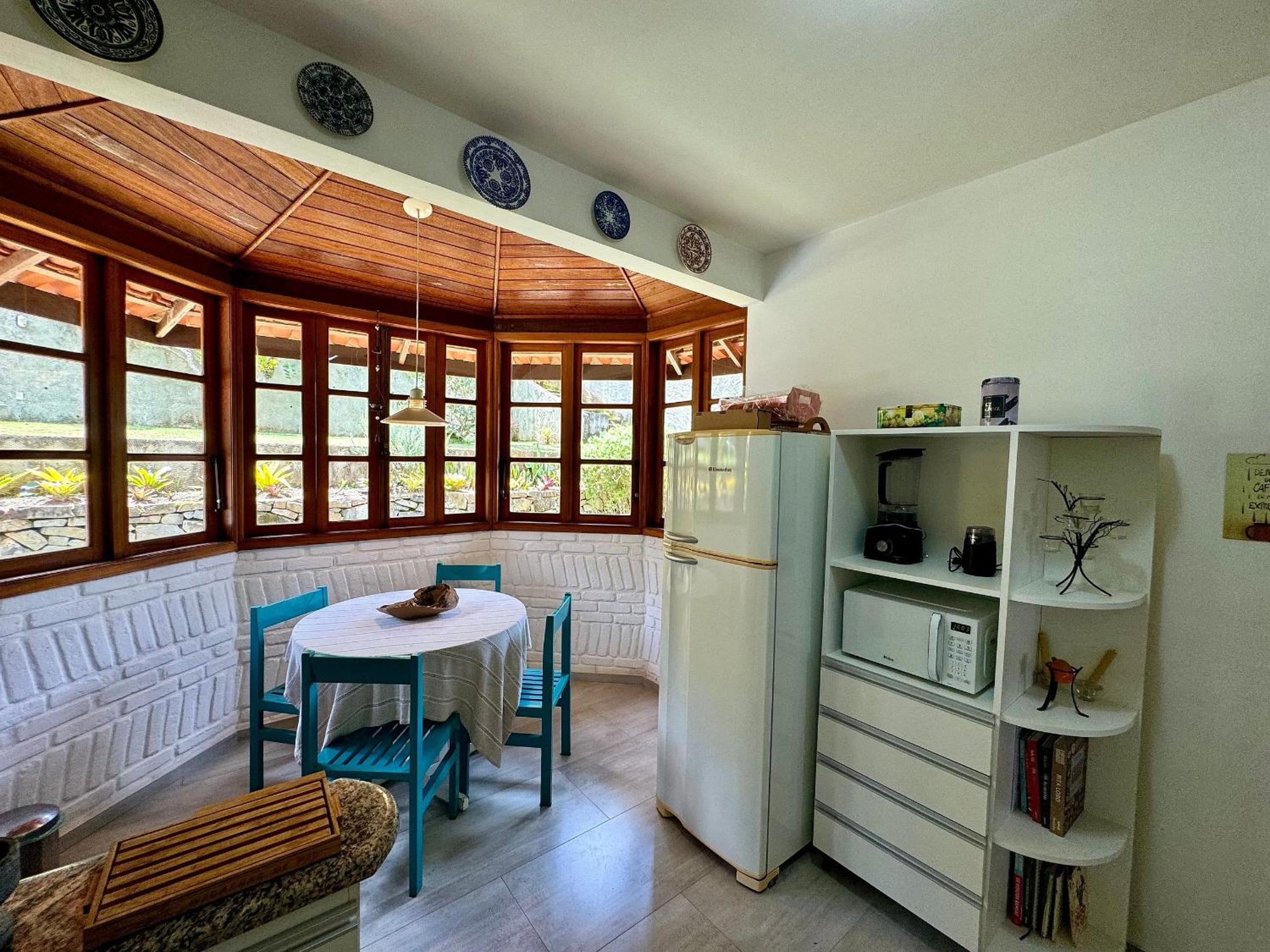 Casa na Serra com piscina, sauna e churrasqueira