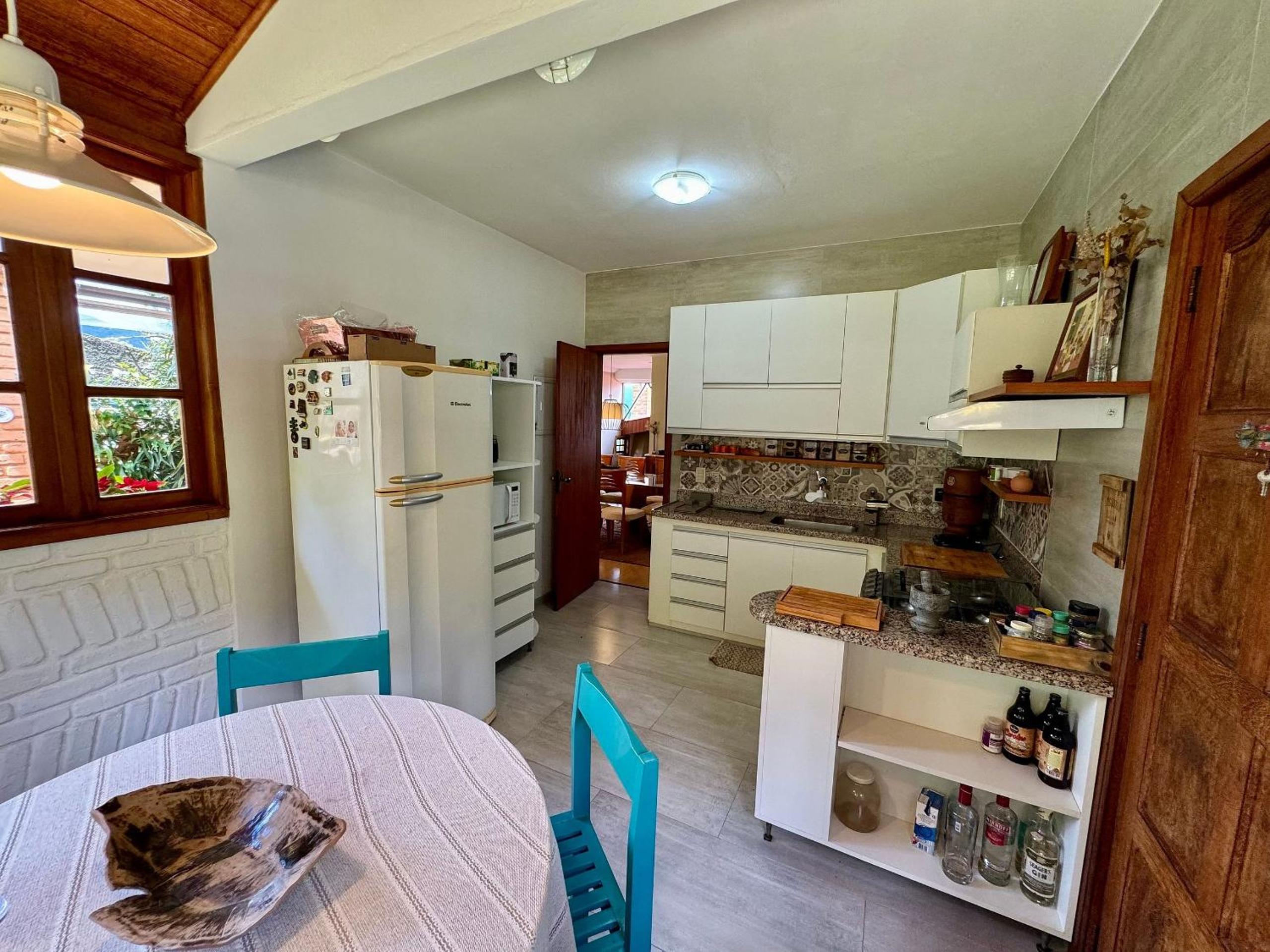 Casa na Serra com piscina, sauna e churrasqueira