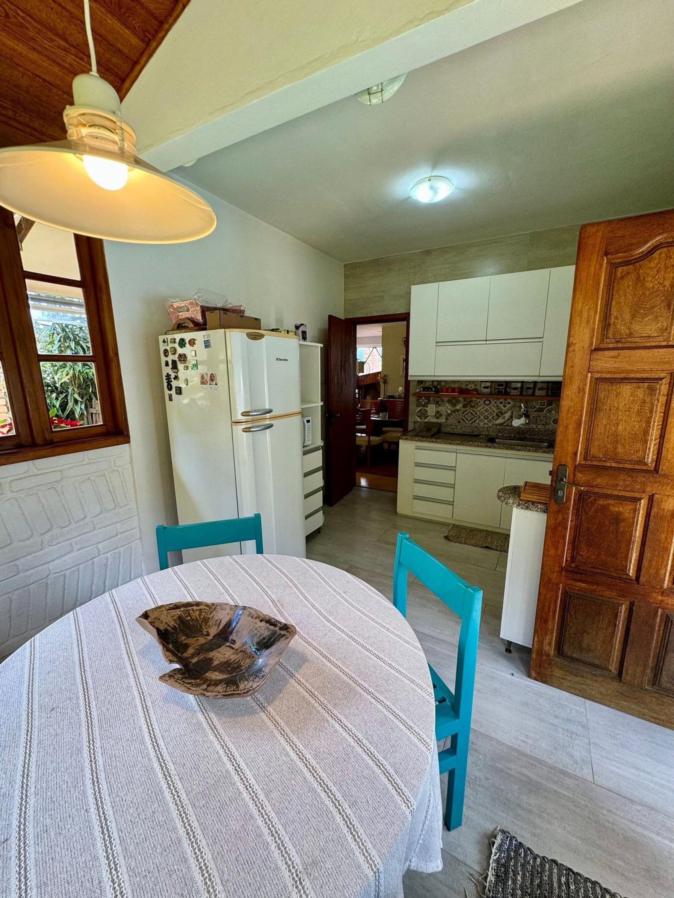 Casa na Serra com piscina, sauna e churrasqueira