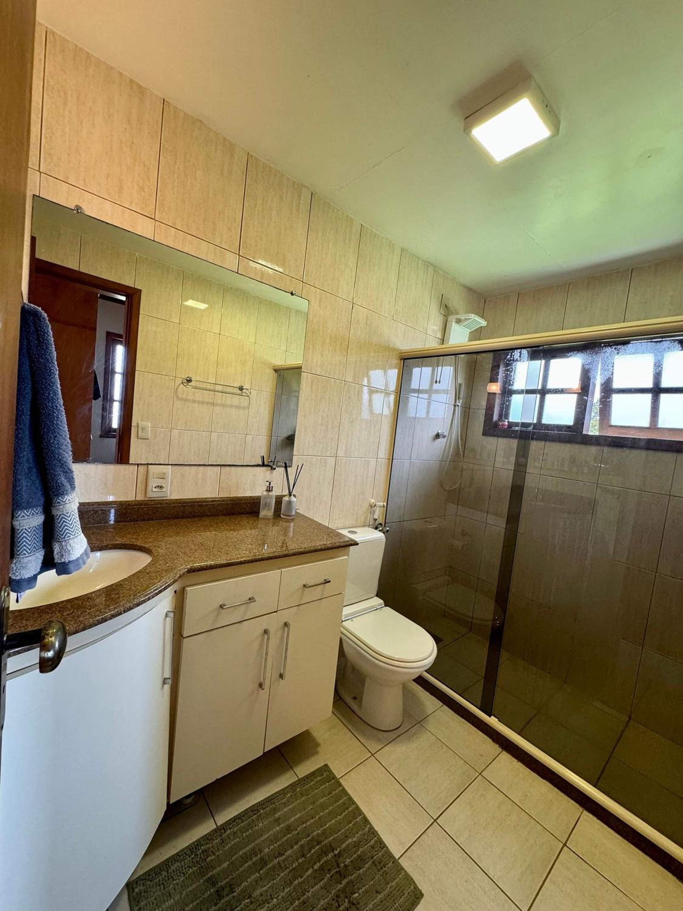 Casa na Serra com piscina, sauna e churrasqueira