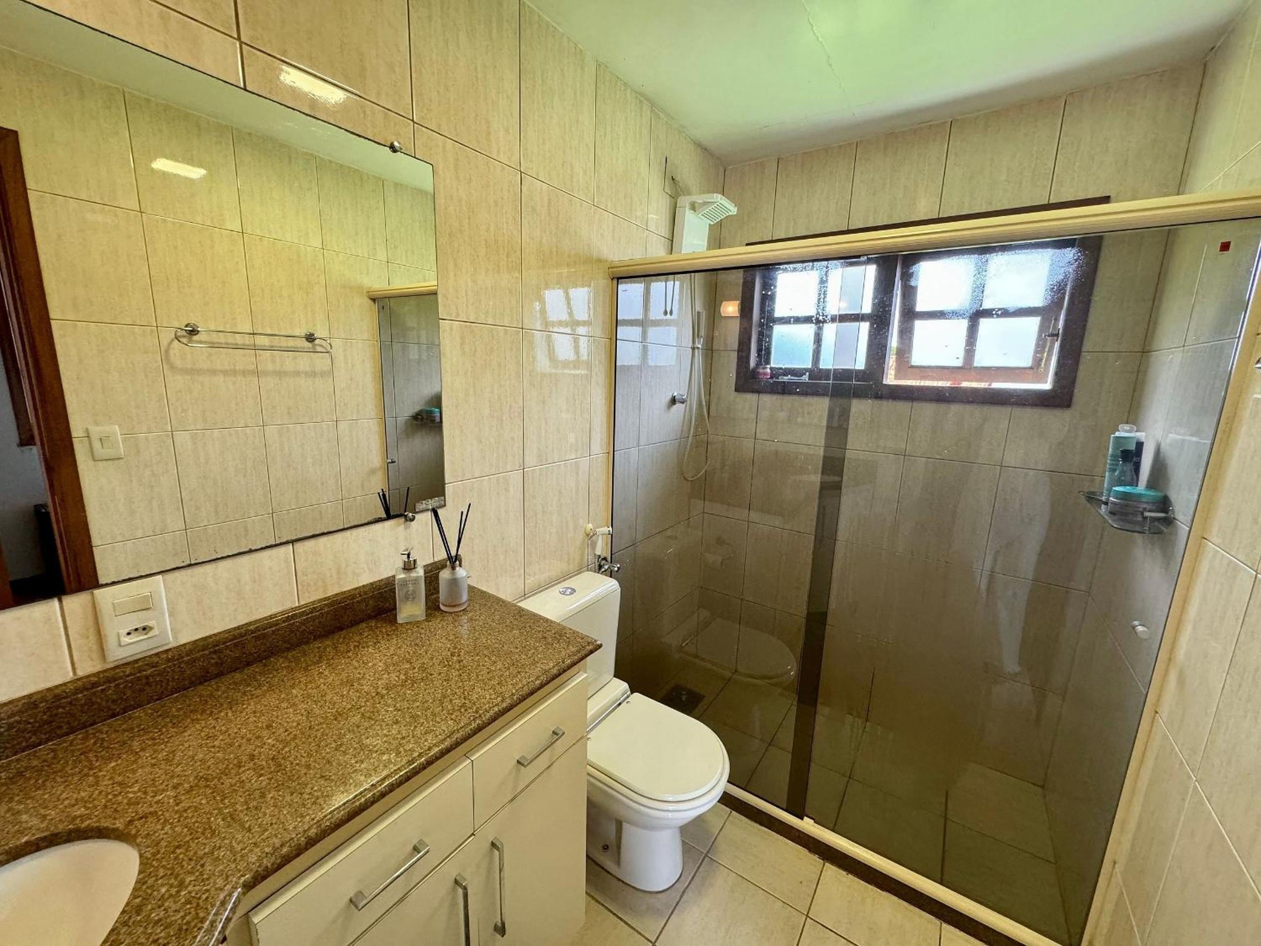Casa na Serra com piscina, sauna e churrasqueira