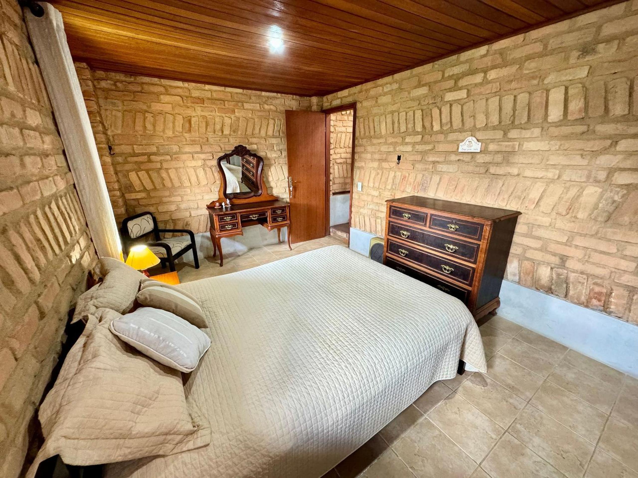 Casa na Serra com piscina, sauna e churrasqueira