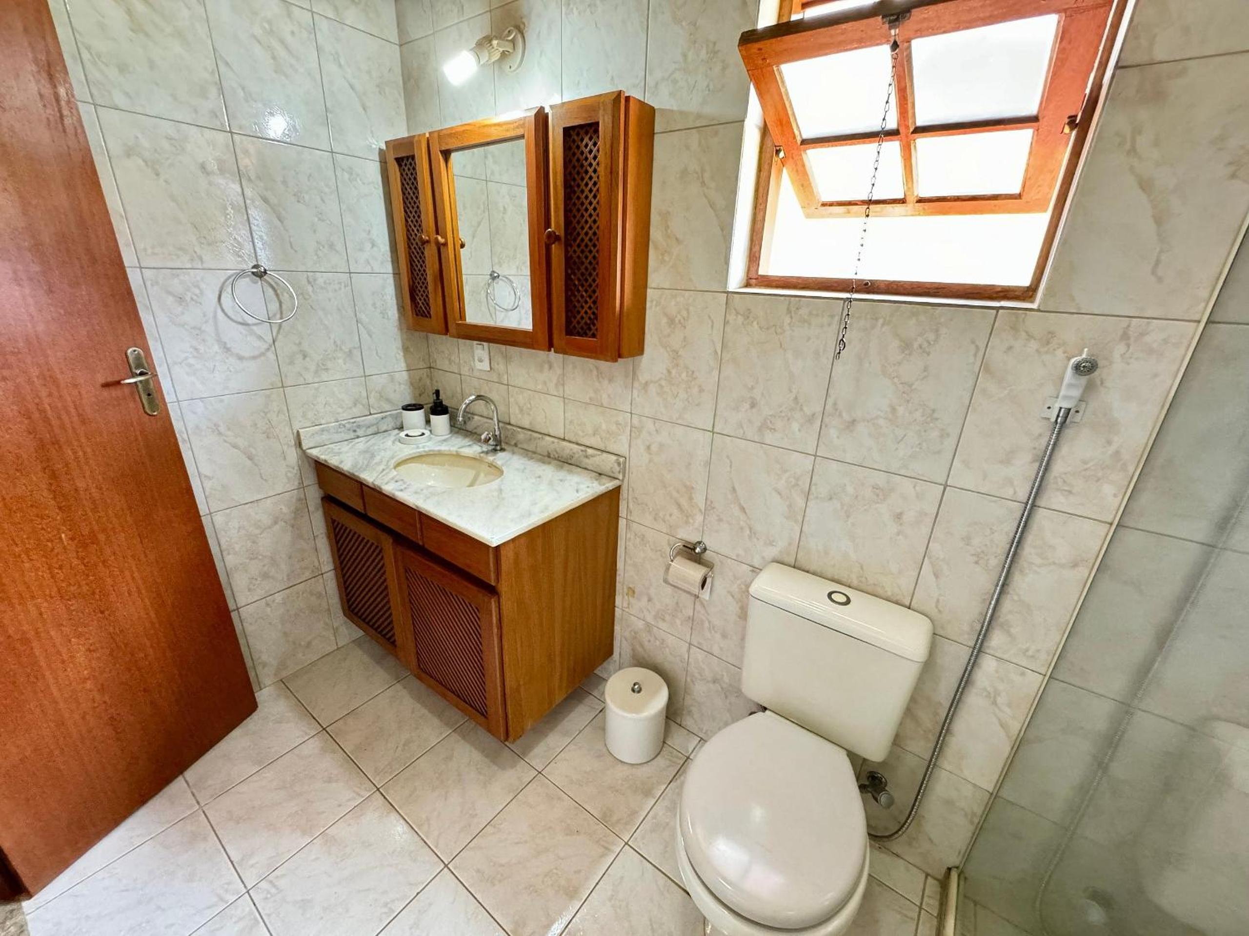 Casa na Serra com piscina, sauna e churrasqueira