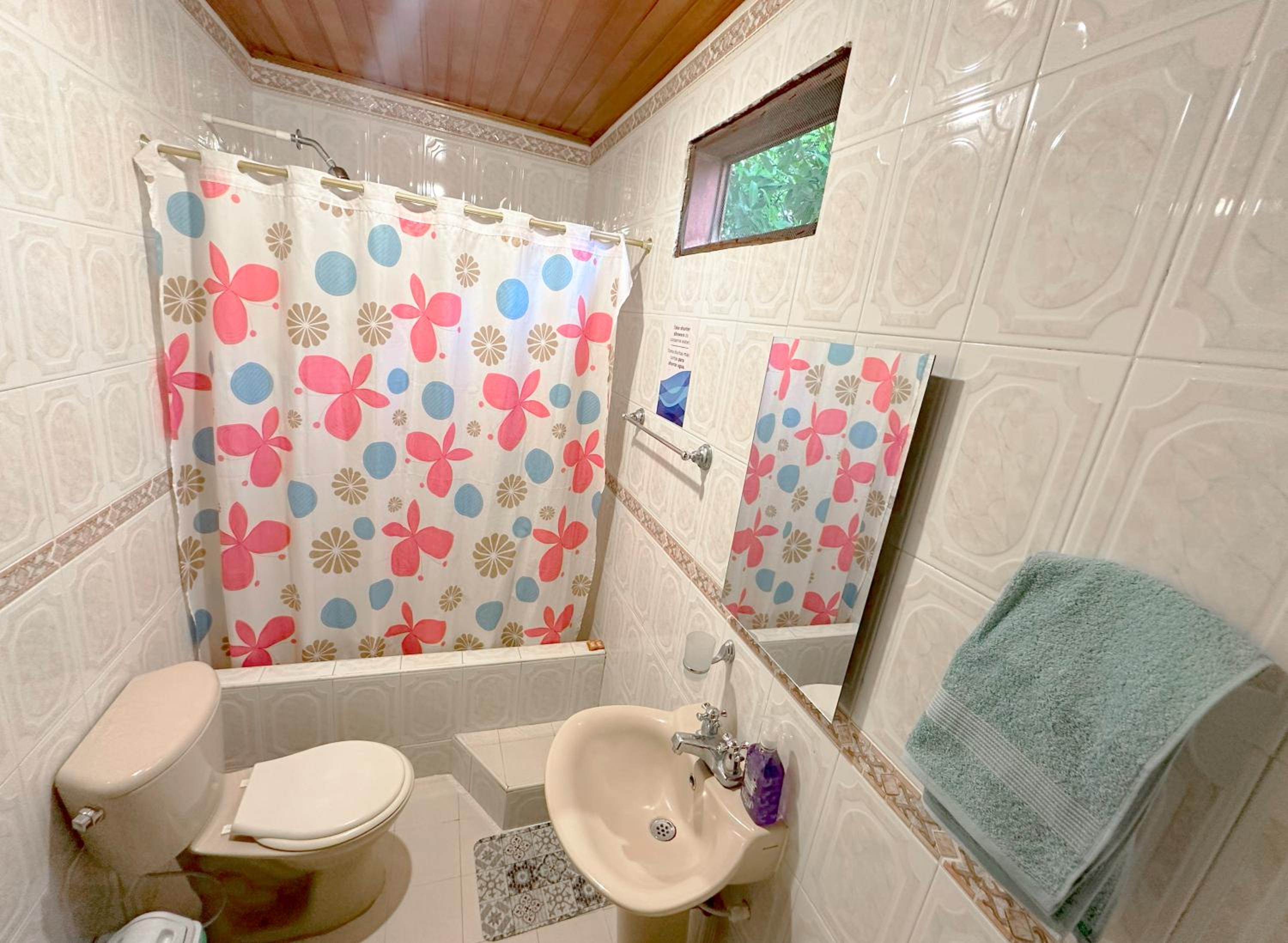 Tia Chela hostel