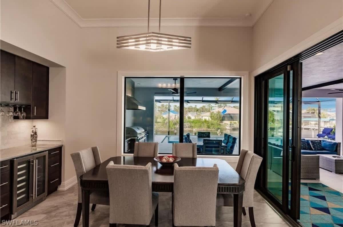 Luxury Dream Retreat Heated pool view 3