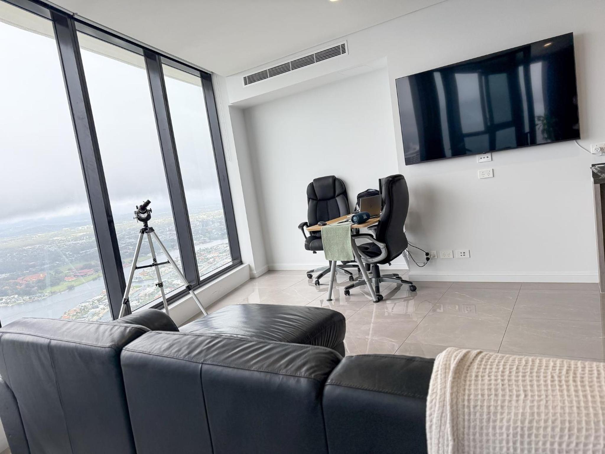 Sky High Master Bedroom Level 70