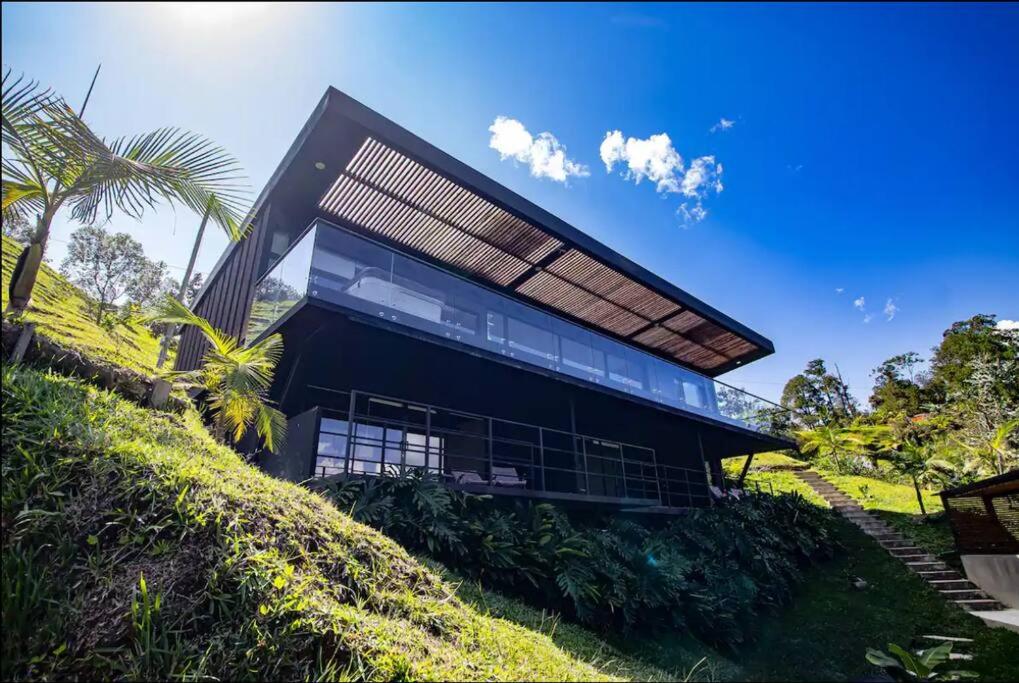 Sky House Cabaña Guatapé