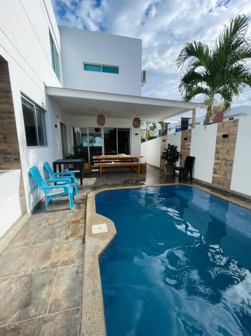 Casa con piscina privada
