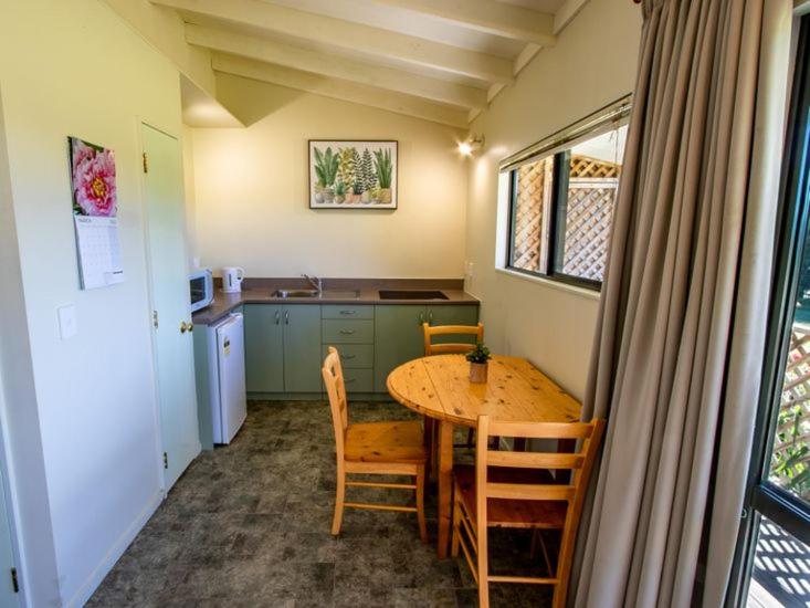 Marahau Riverside cottages view 2