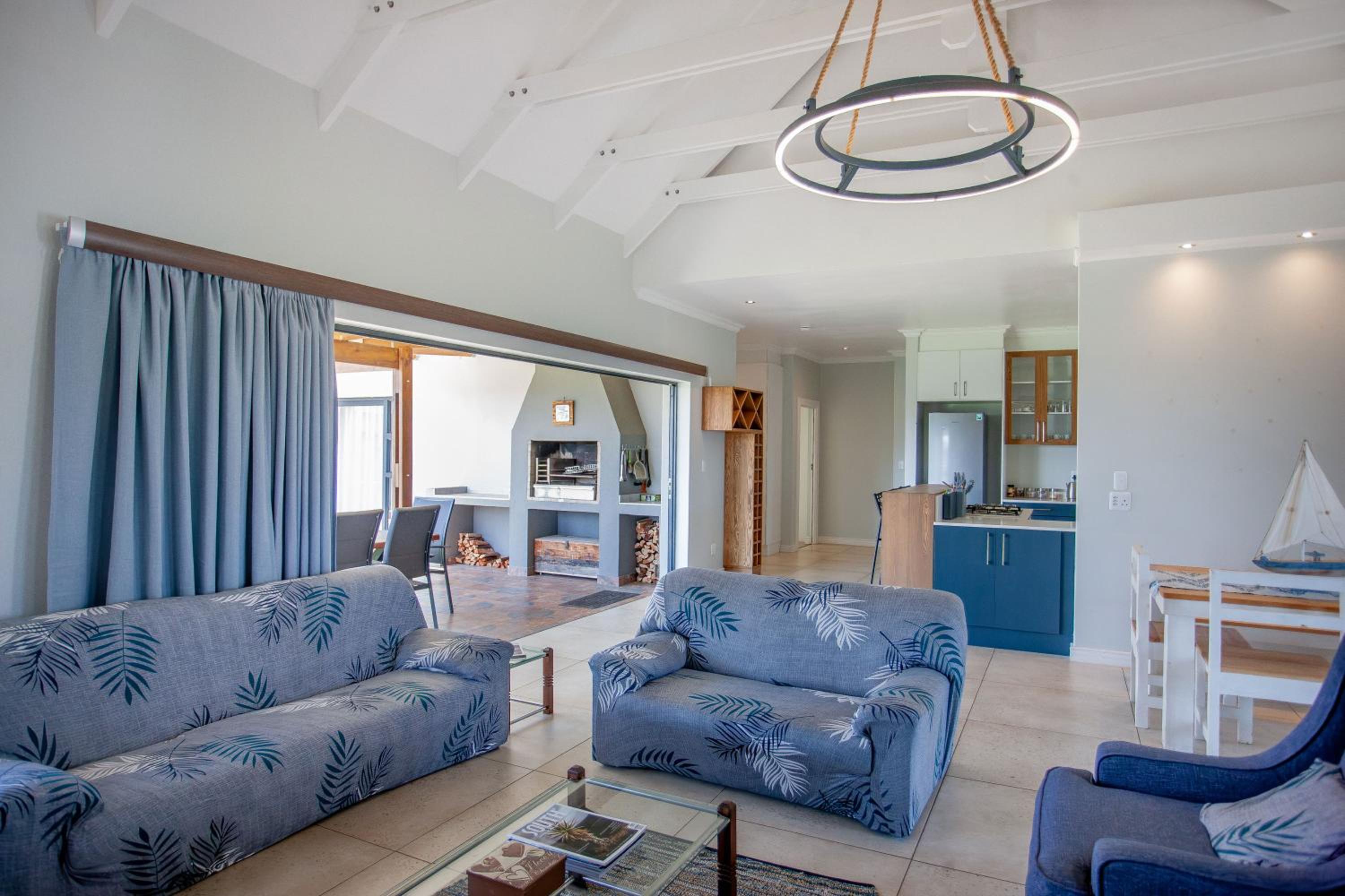 Photo 36