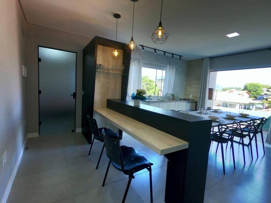 CASA 3 Quartos ar, 5min da PRAIA