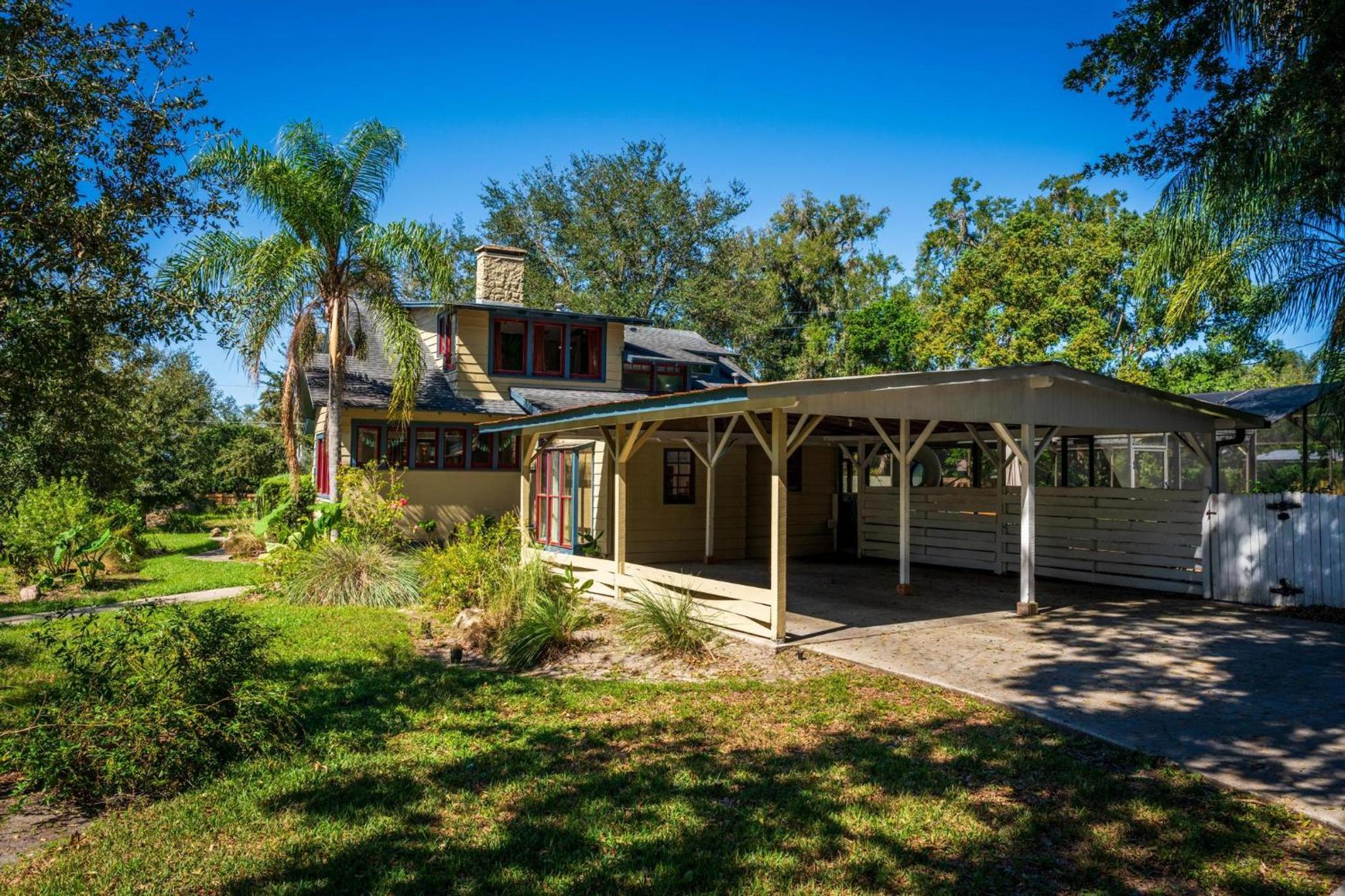 The Historic Kirby House, downtown Mount Dora