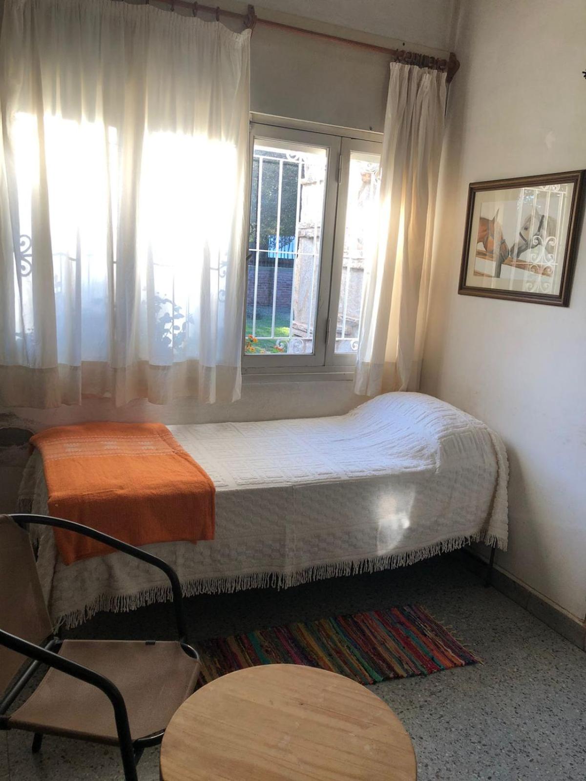 Casa con Pileta y Gran Jardín en Villa Belgrano