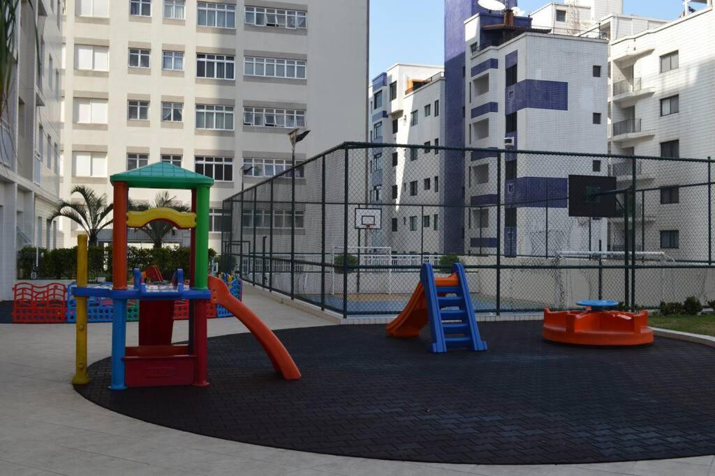 Lindo e aconchegante apto a 50m da praia