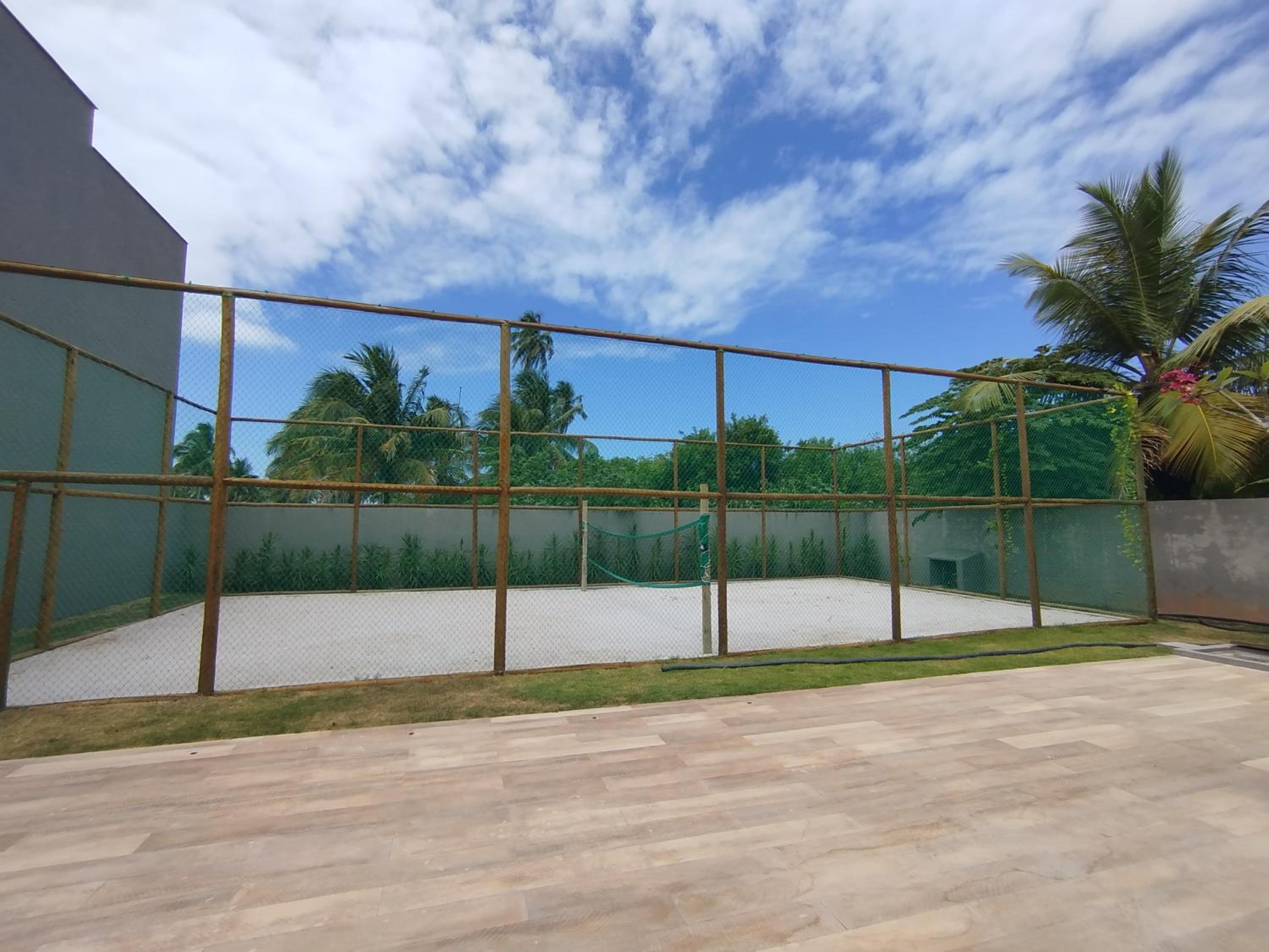 Apê Praia do Toque com Ar no Quarto e Sala, Condomínio com Academia, Quadra de Beach Tennis e Vôlei, Estacionamento Grátis e Restaurante