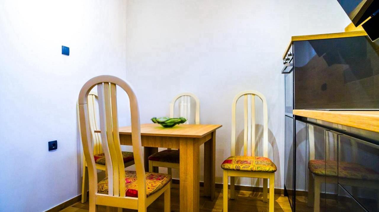 Lukas Apartment
