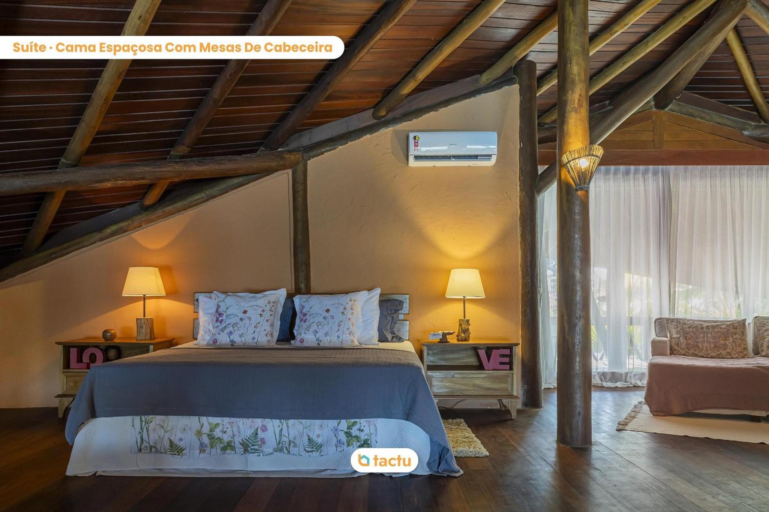 Casa de Madeira à Beira do Rio Fortim c/ Serviço