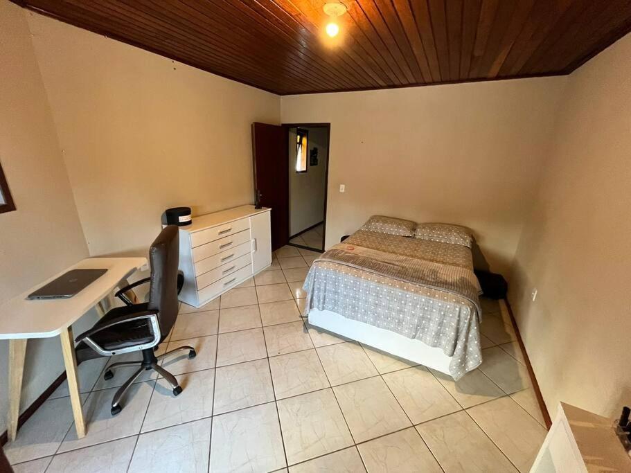 Casa com pátio na praia dos ingleses