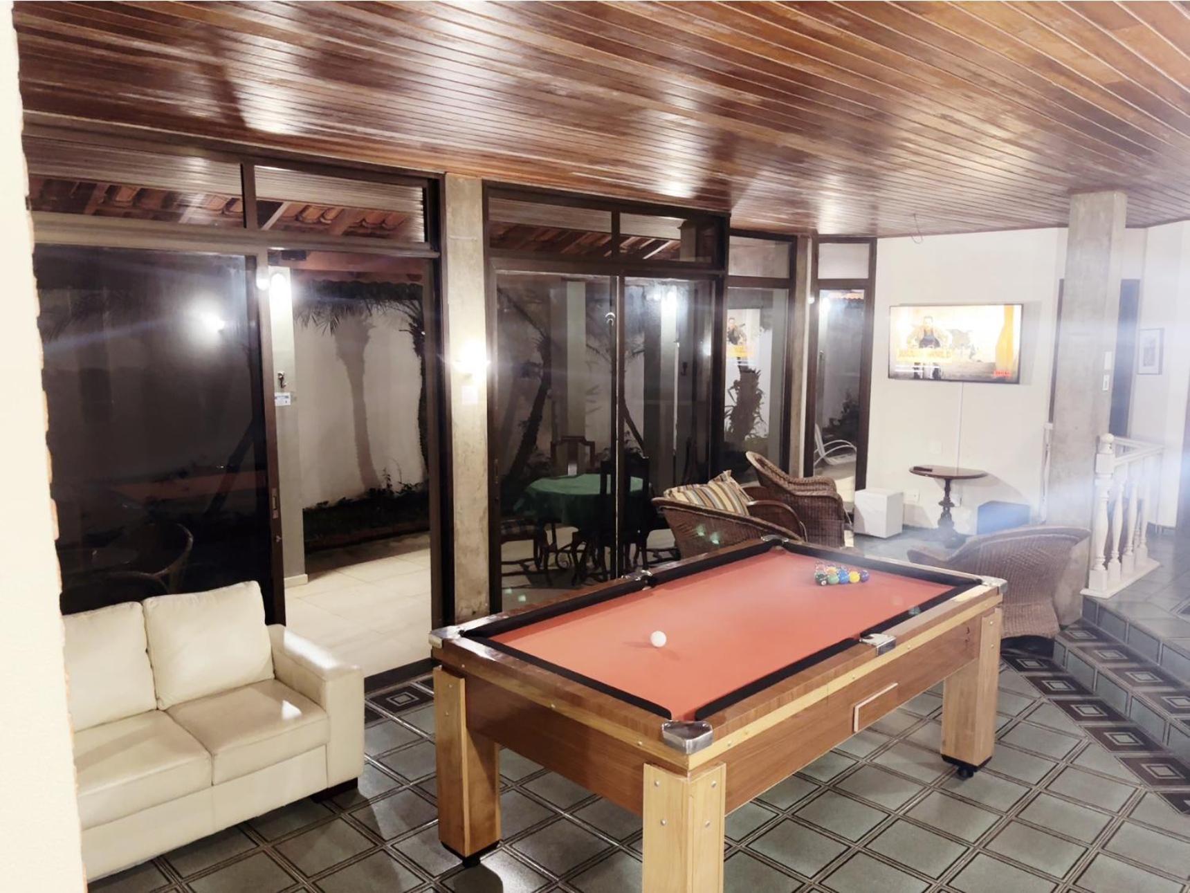 BEACH HOUSE Unidade 3 - Casas de Praia Guarujá 90 Metros do Mar 4suites ar condicionado Wi Fi Piscina
