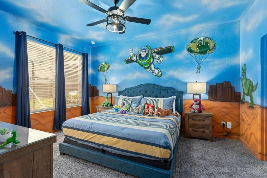 Free Arcade! All Rooms Themed! South Facing Pool!
