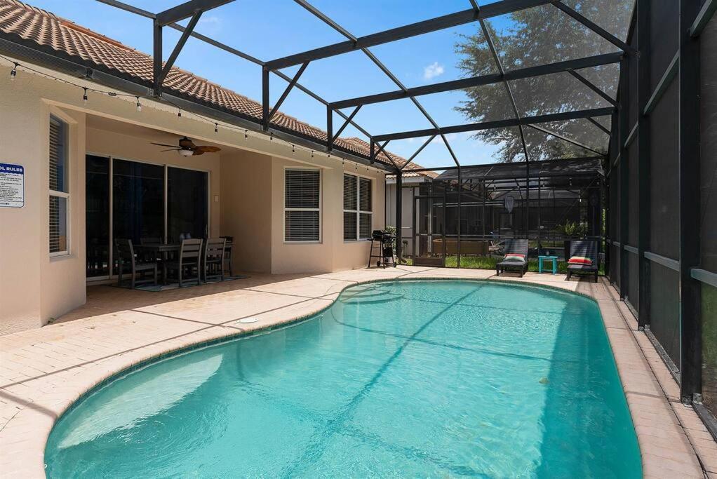 Free Arcade! All Rooms Themed! South Facing Pool!