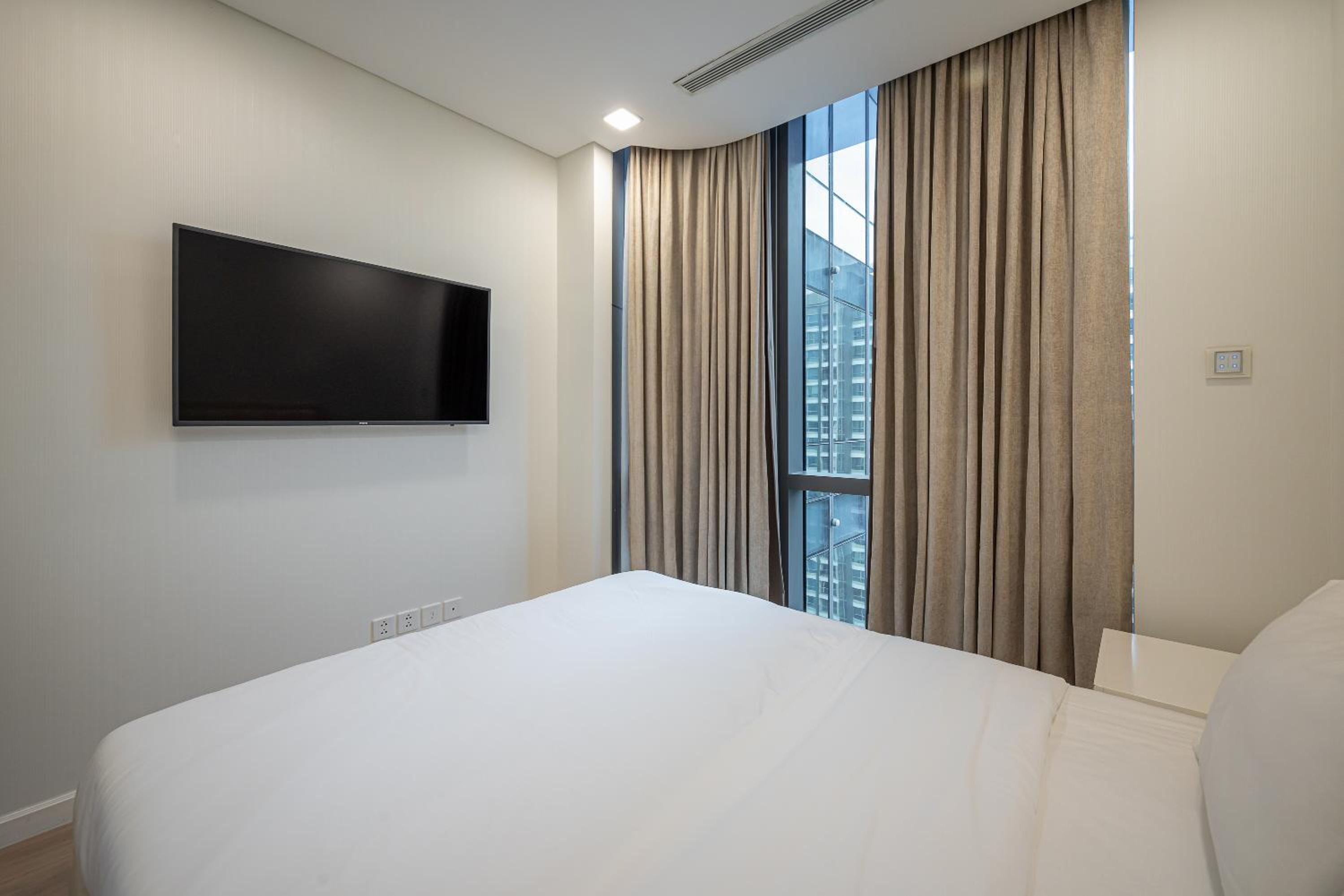 Landmark Hotel Apartment