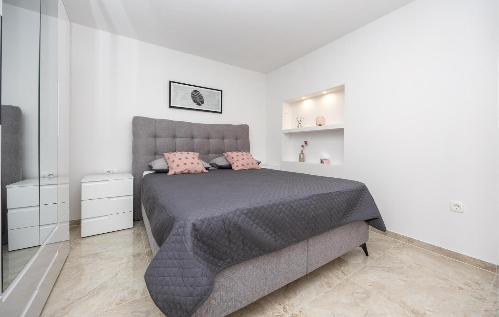1 Bedroom Gorgeous Apartment In Imotski