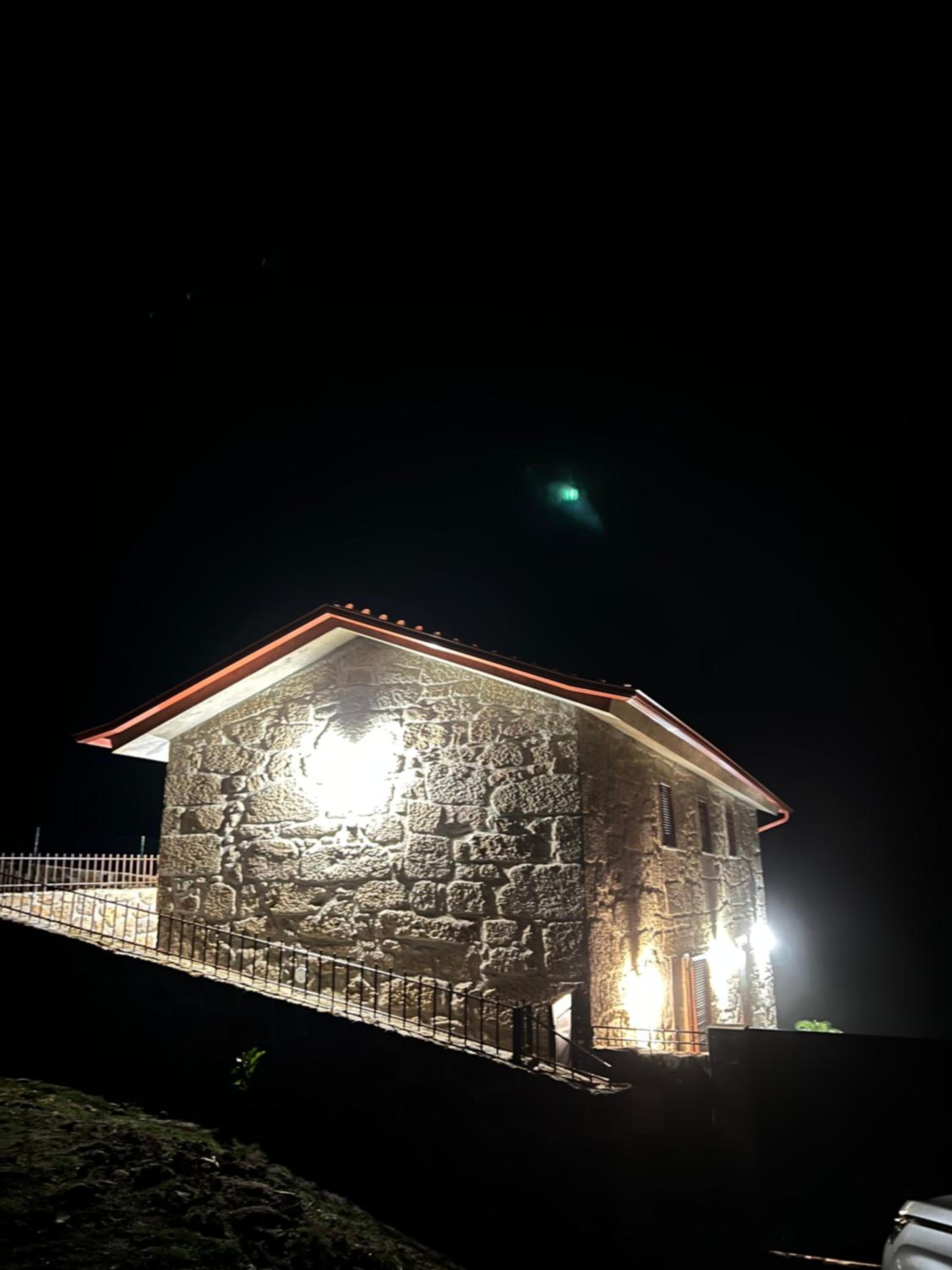 Casa dos Manels view 2