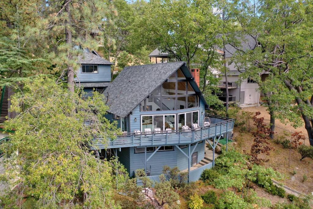 Lakeview House with Hot Tub, Game Room & Guest House view 4